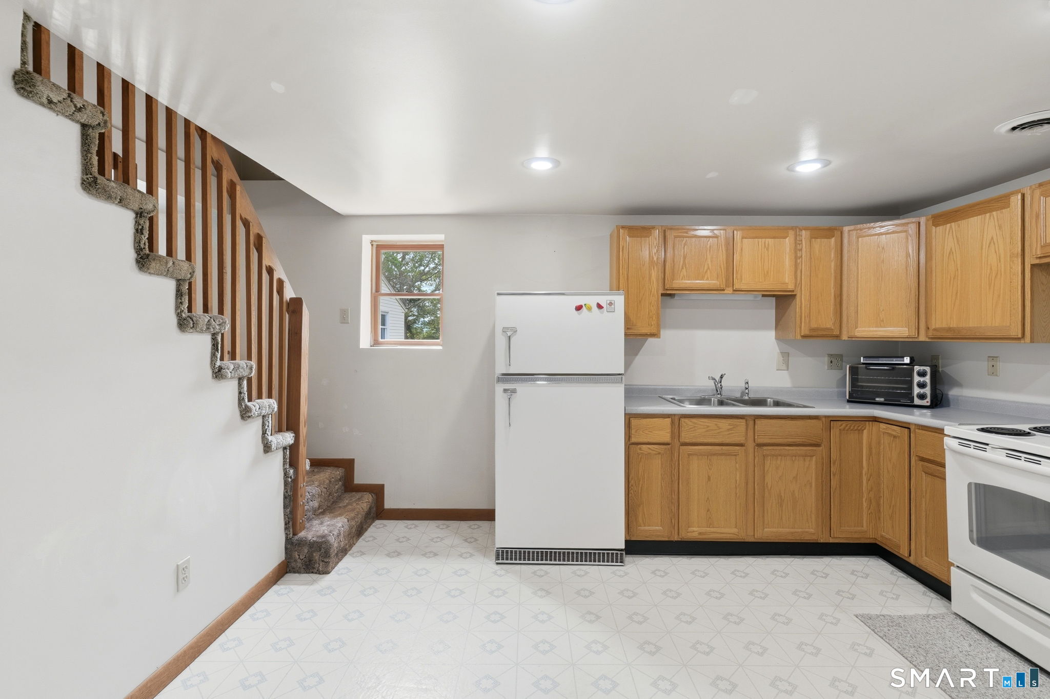 32 Cedar Lane Property Photo 23