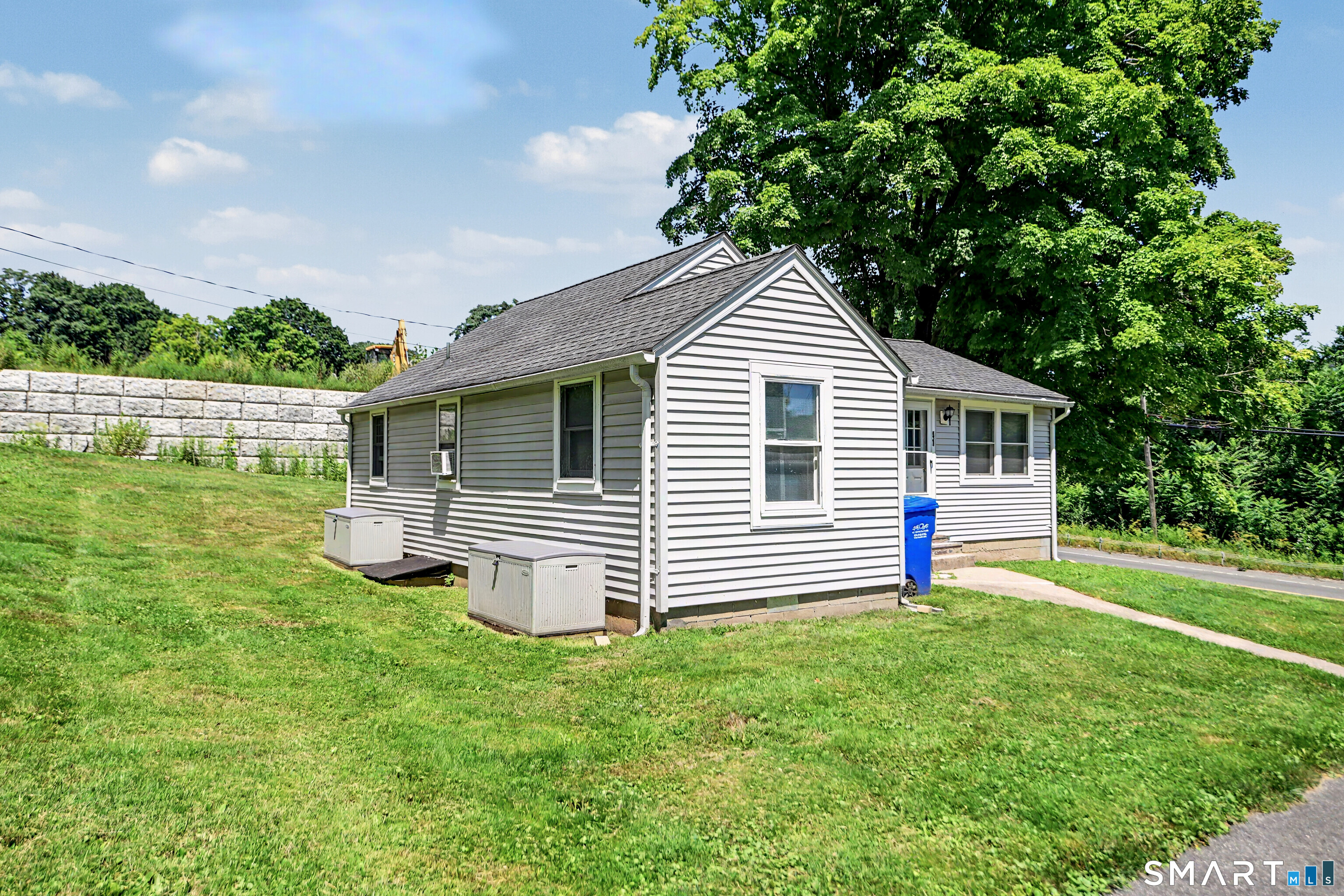 41 Poplar Street Property Photo 3