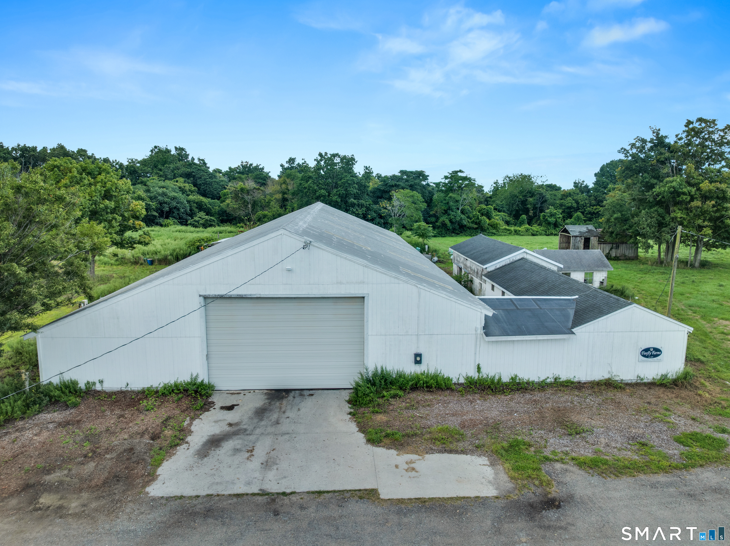 118-a&d Wintechog Hill Road Property Photo 4