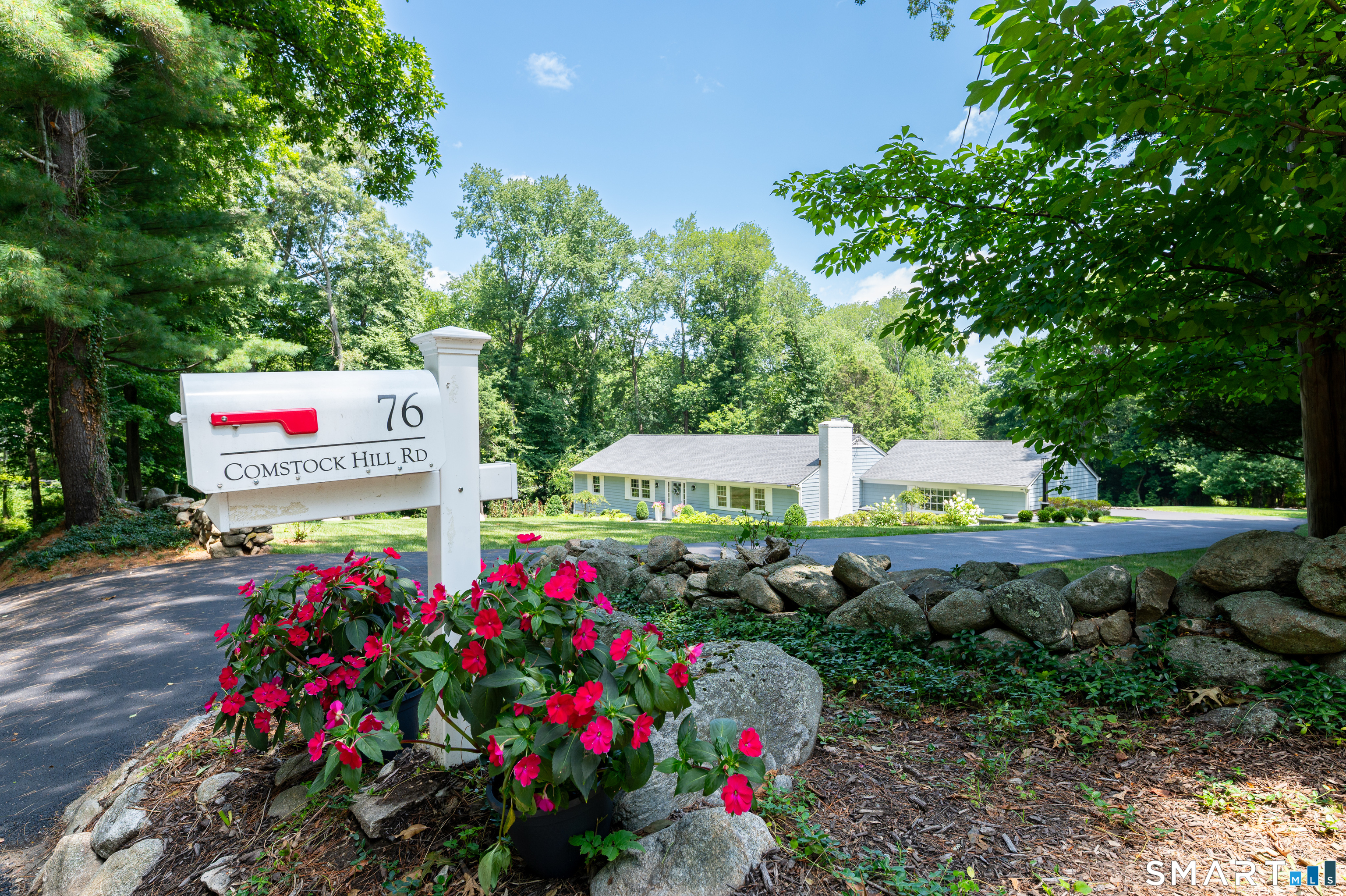 76 Comstock Hill Road Property Photo 1