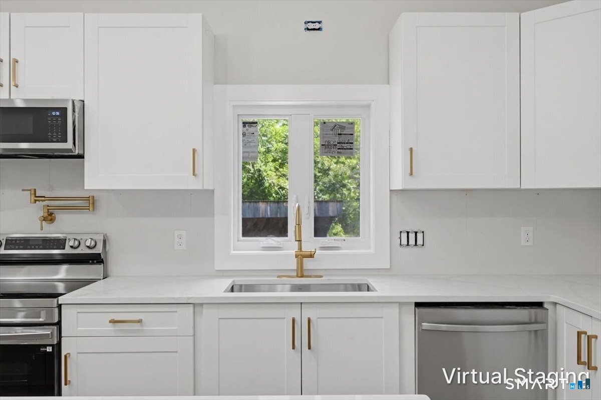 104 Hanover Road Property Photo 12