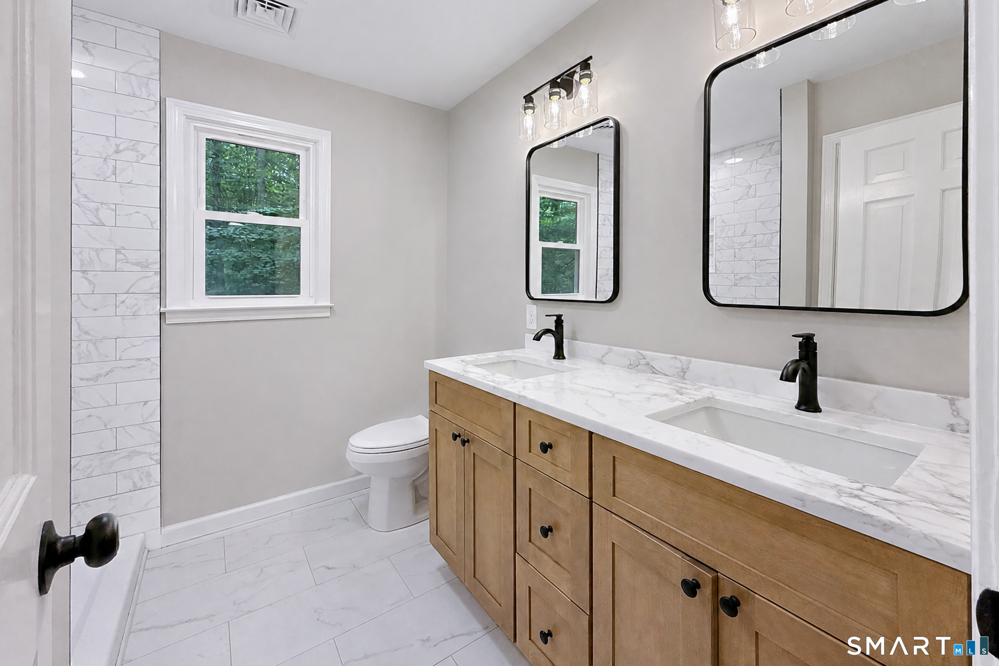 10 Leopard Drive Property Photo 18