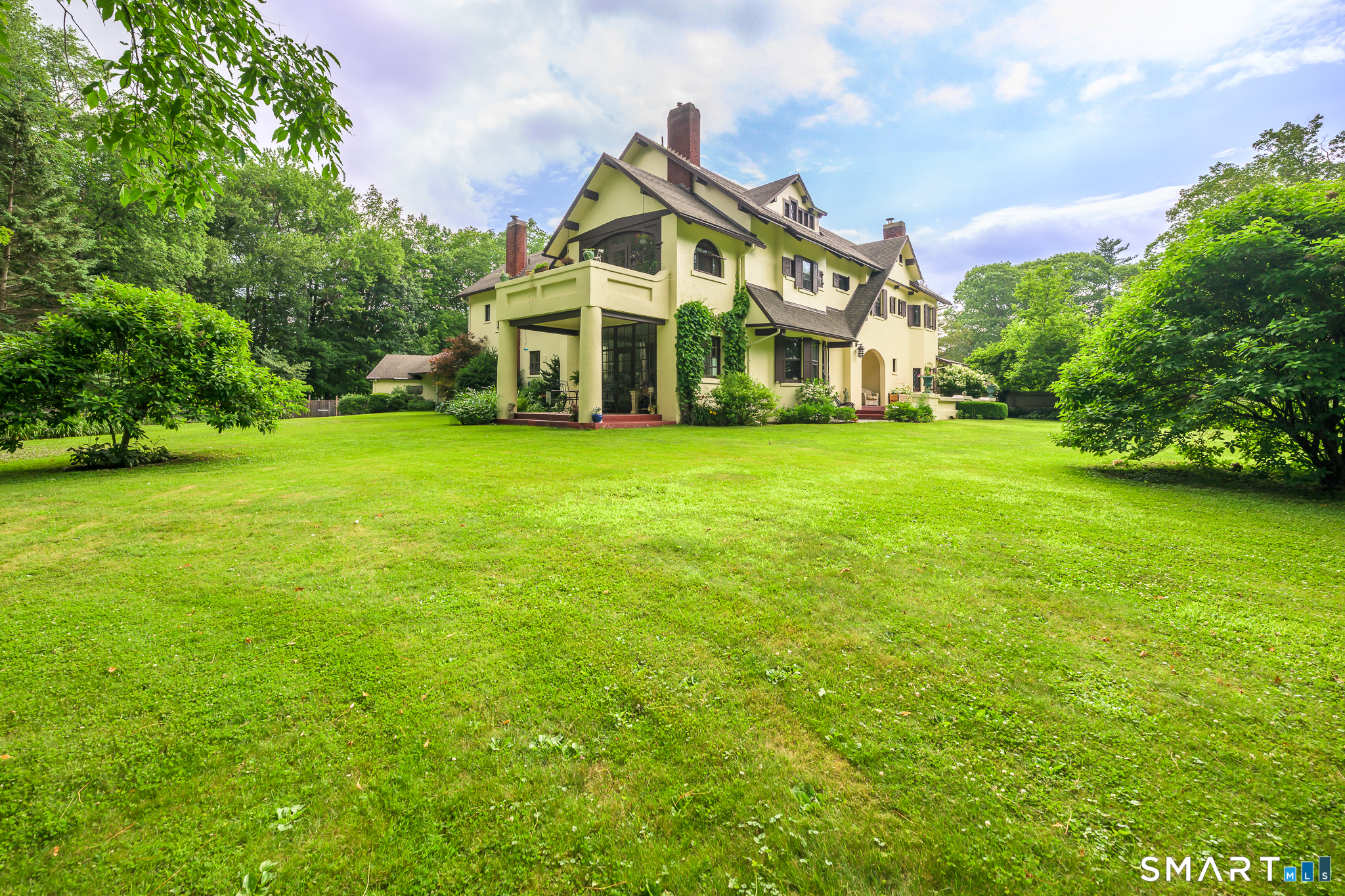 1 Park Avenue Property Photo 1