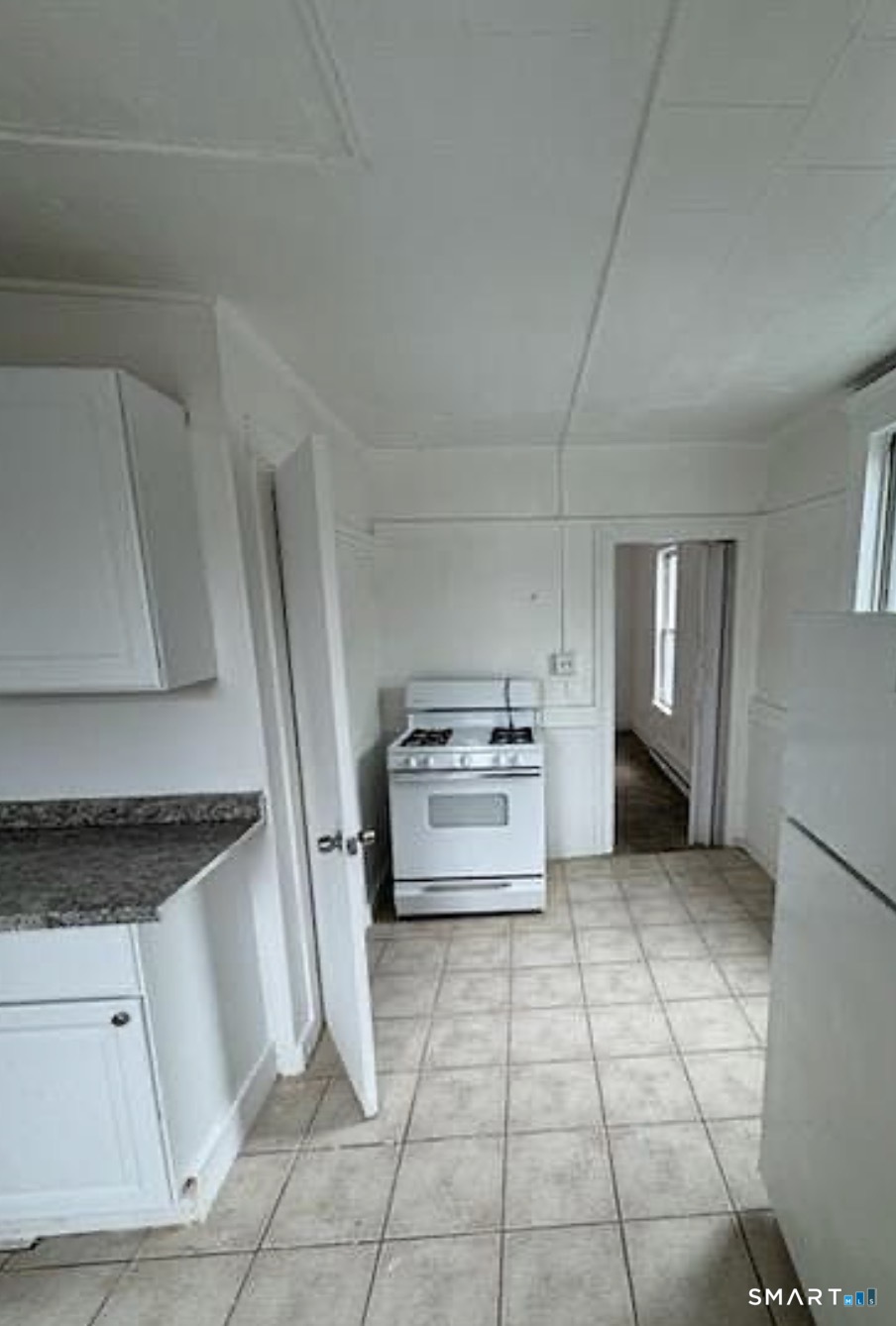 225 Helen 3 Street Property Photo 1