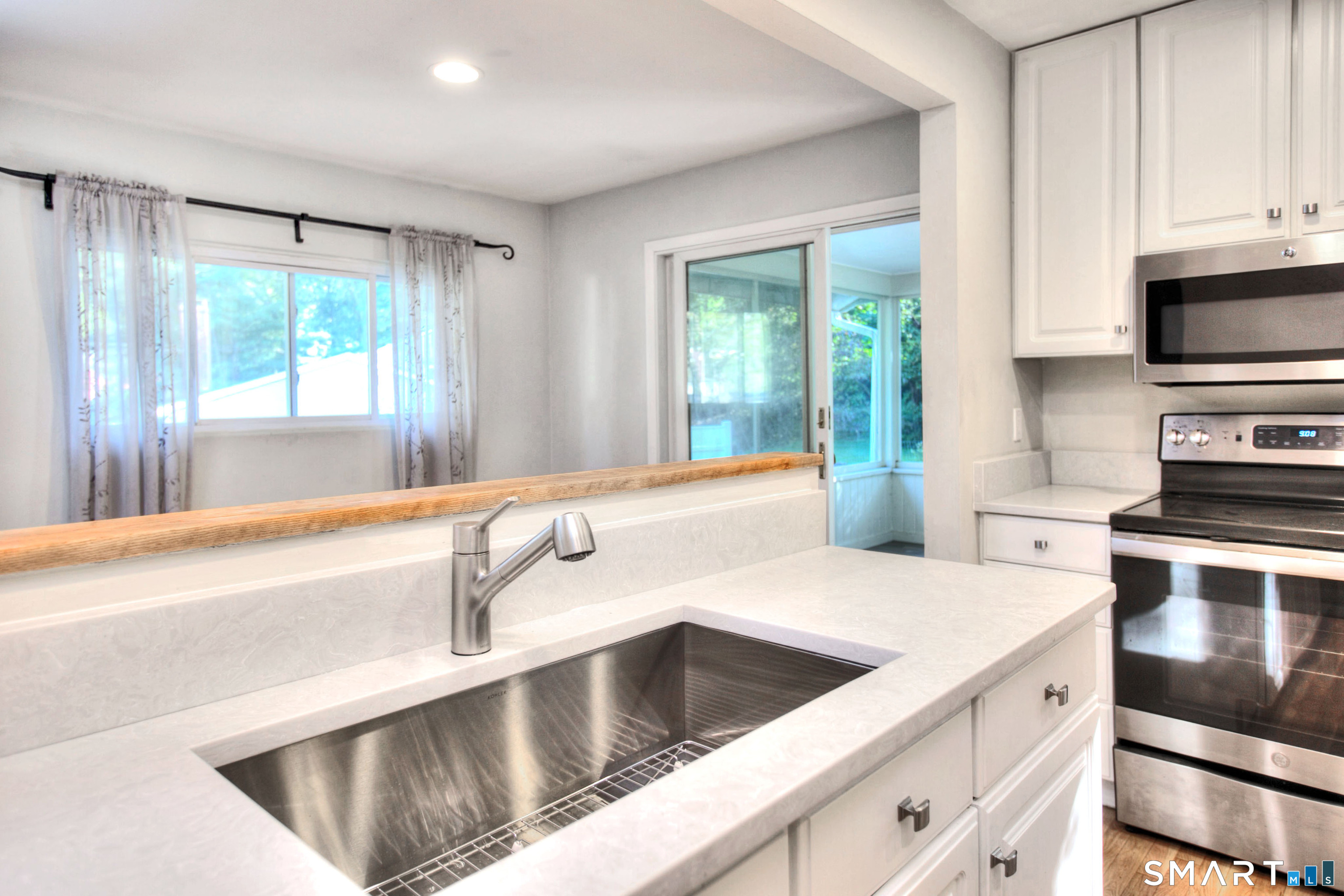5 Guyer Road Property Photo 9