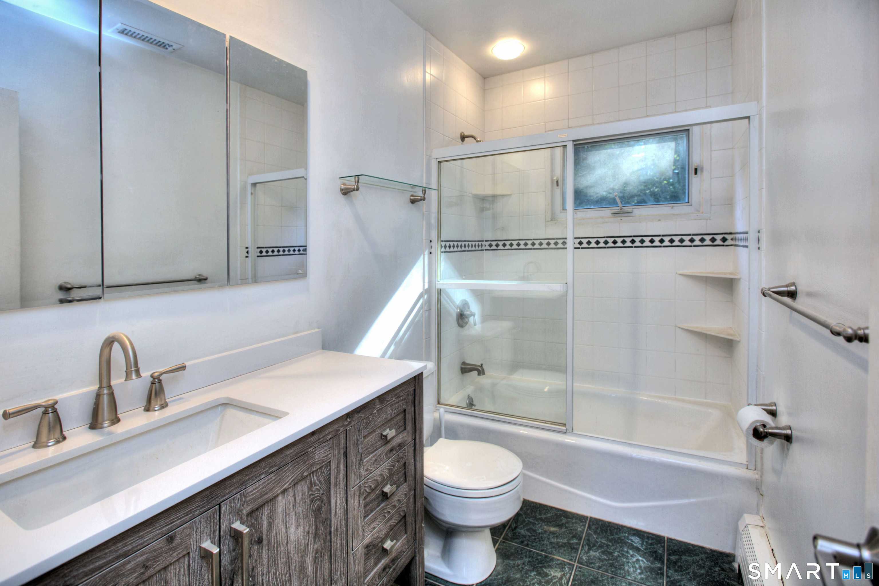 5 Guyer Road Property Photo 19