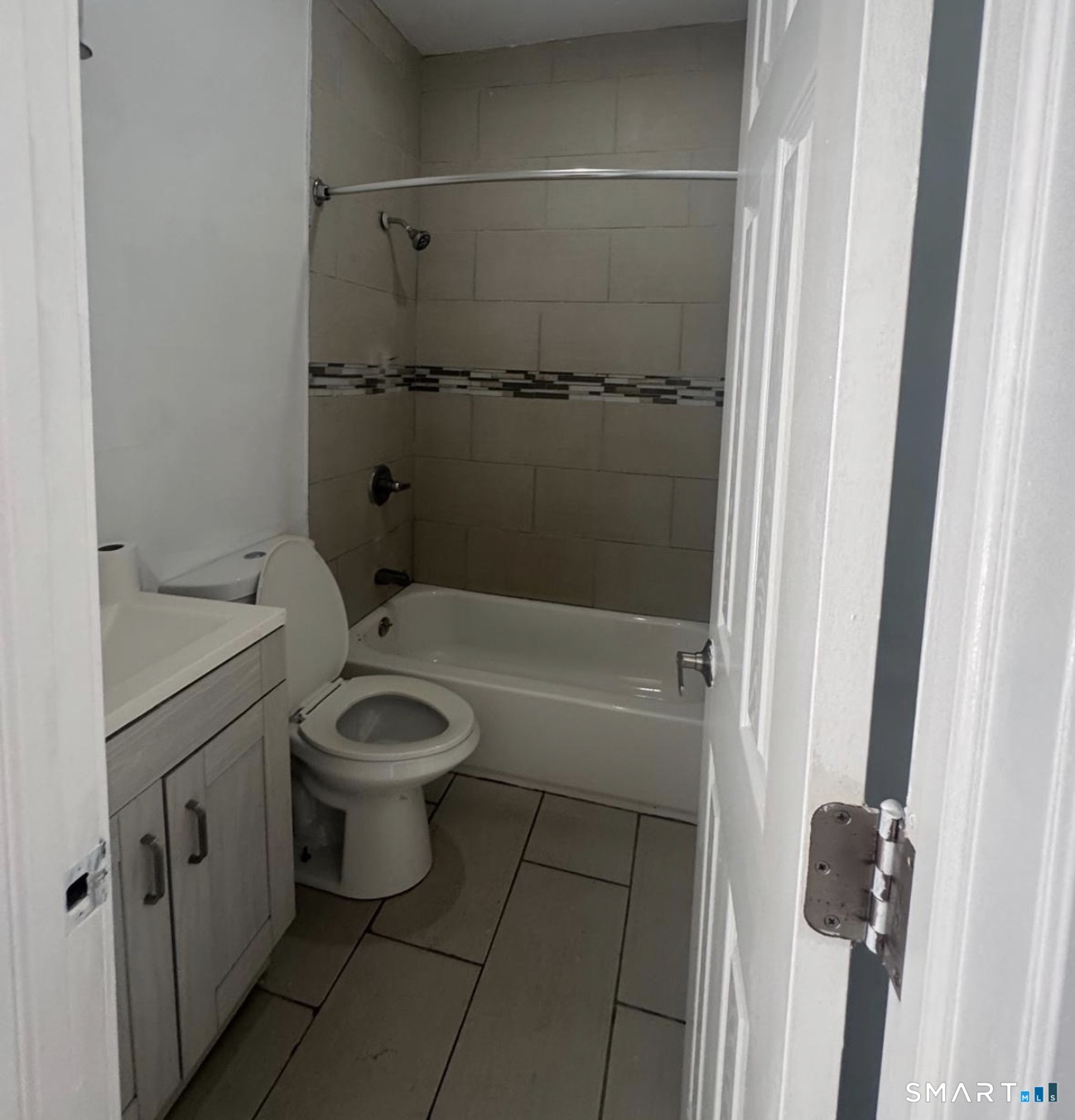 147 Charles 1a Street Property Photo 3