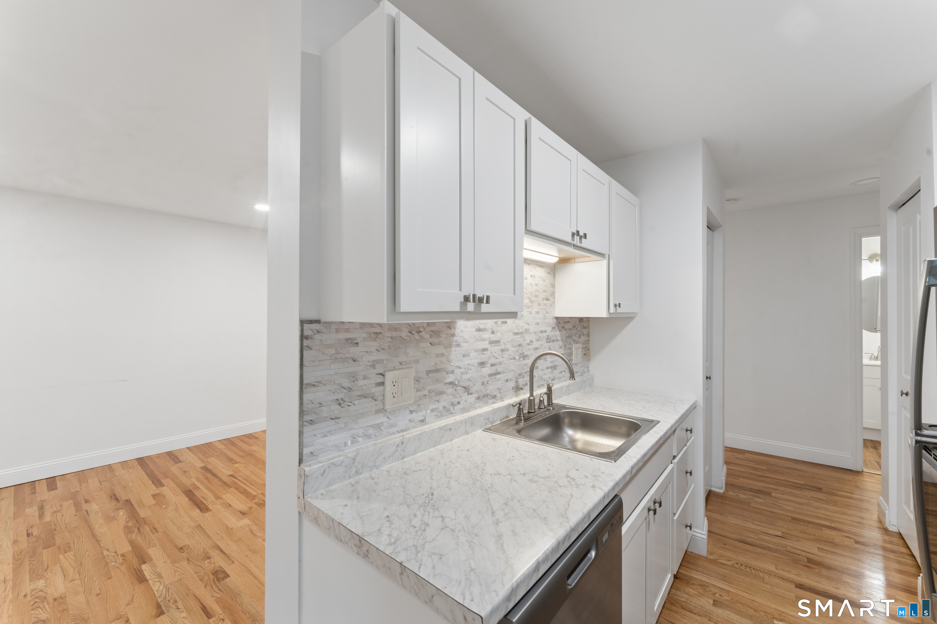 5 Woodside 65 Avenue Property Photo 4