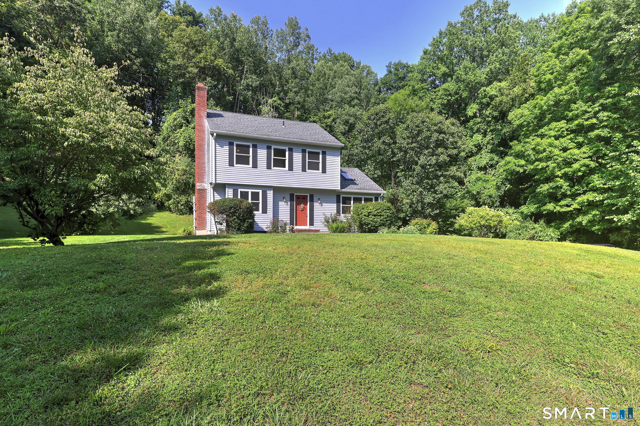 8 Brookview Lane Property Photo 1