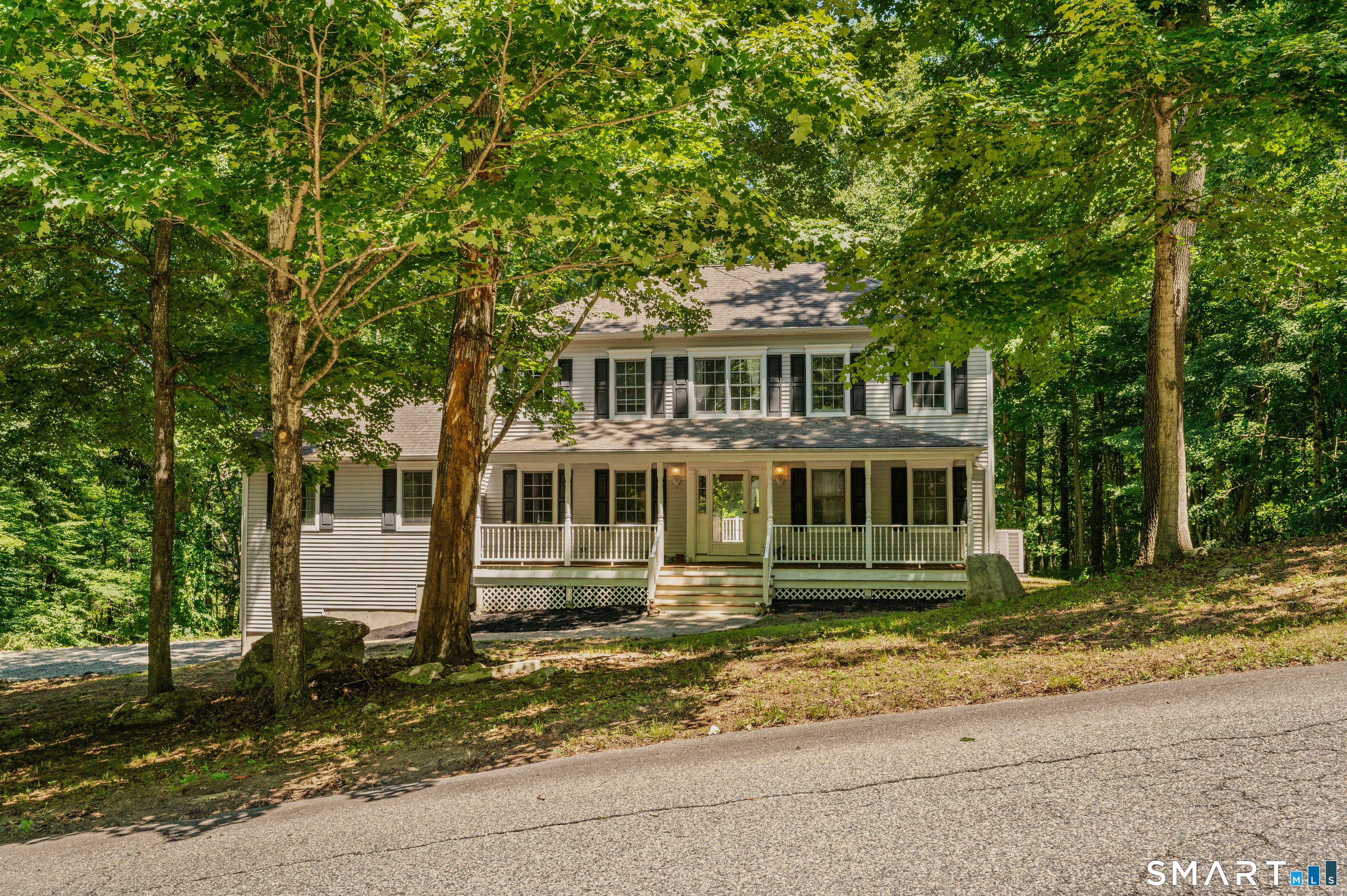 4 Sanfords Bridge Property Photo 1