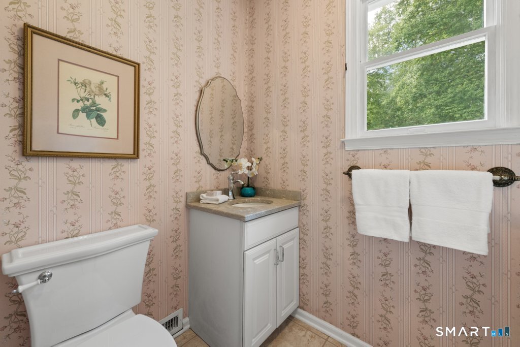 60 Shepard Hill Road Property Photo 27