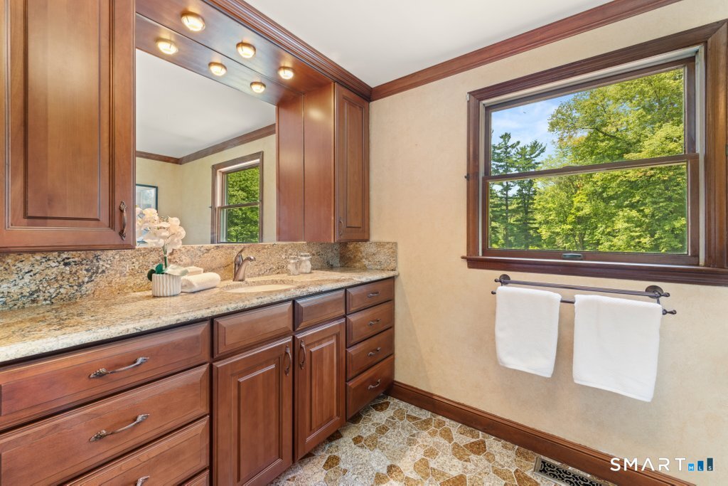 60 Shepard Hill Road Property Photo 30