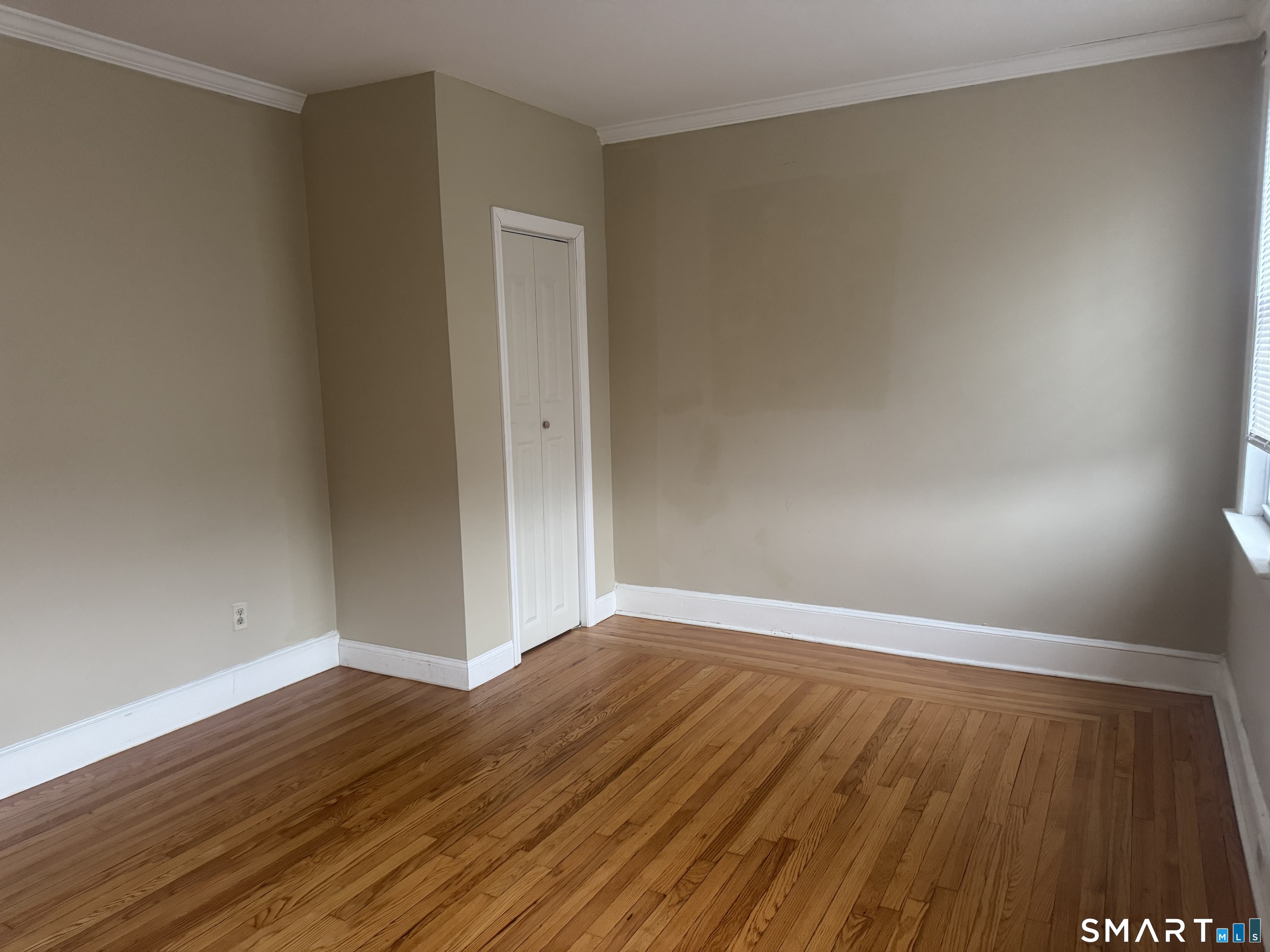 297 Park 2c Street Property Photo 8