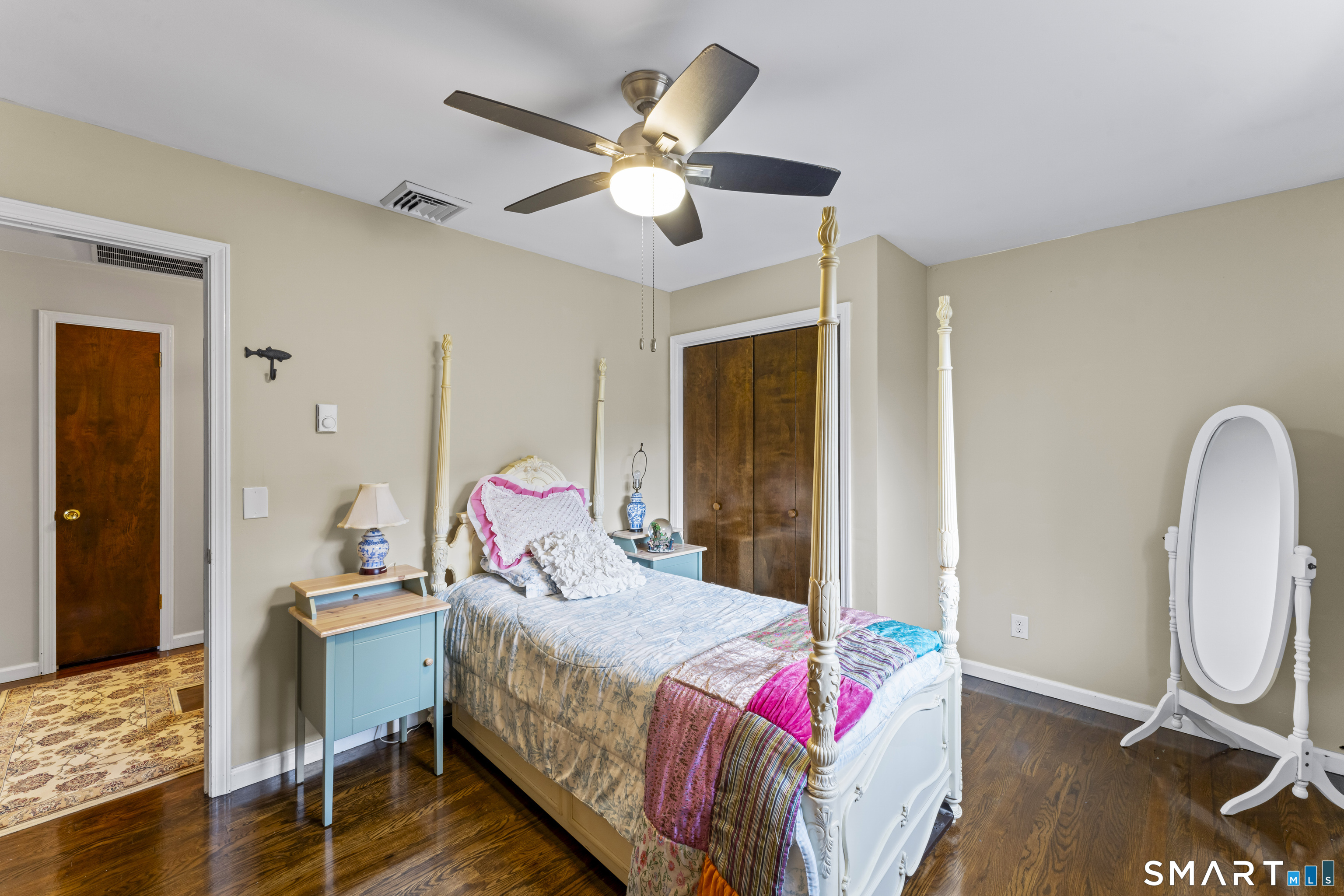 24193341 Property Photo 18