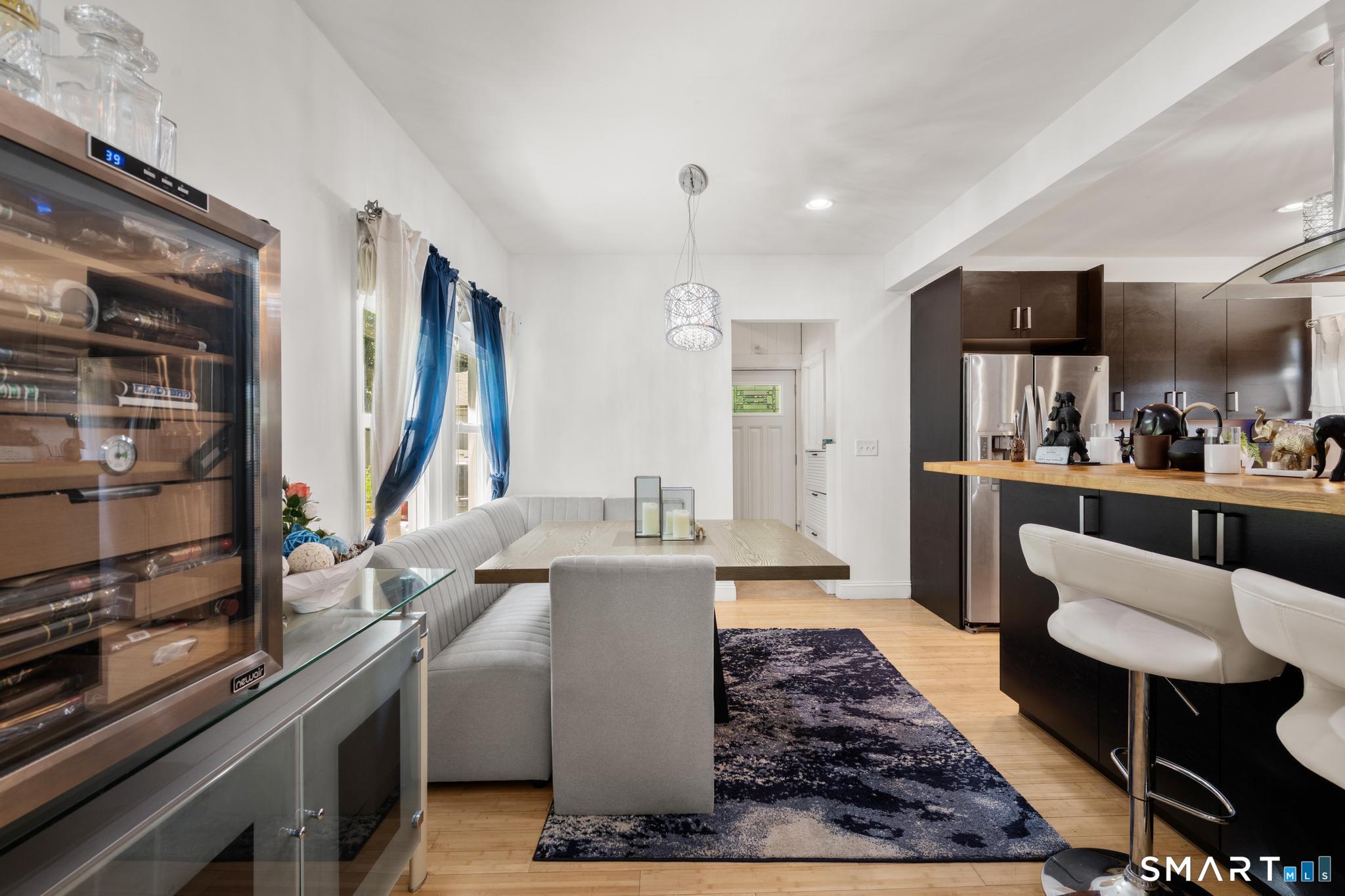 10 Addison Street Property Photo 7