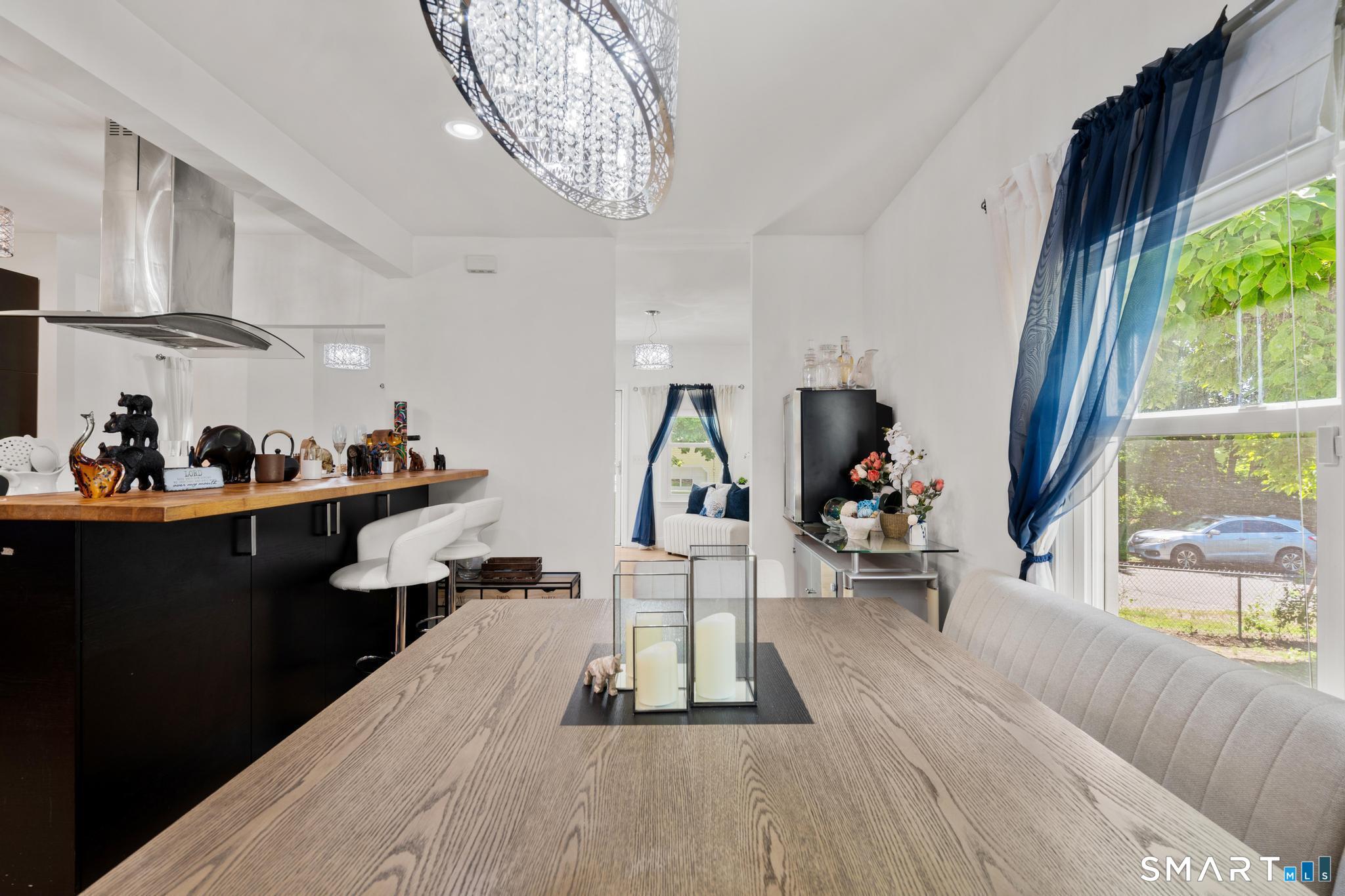 10 Addison Street Property Photo 10