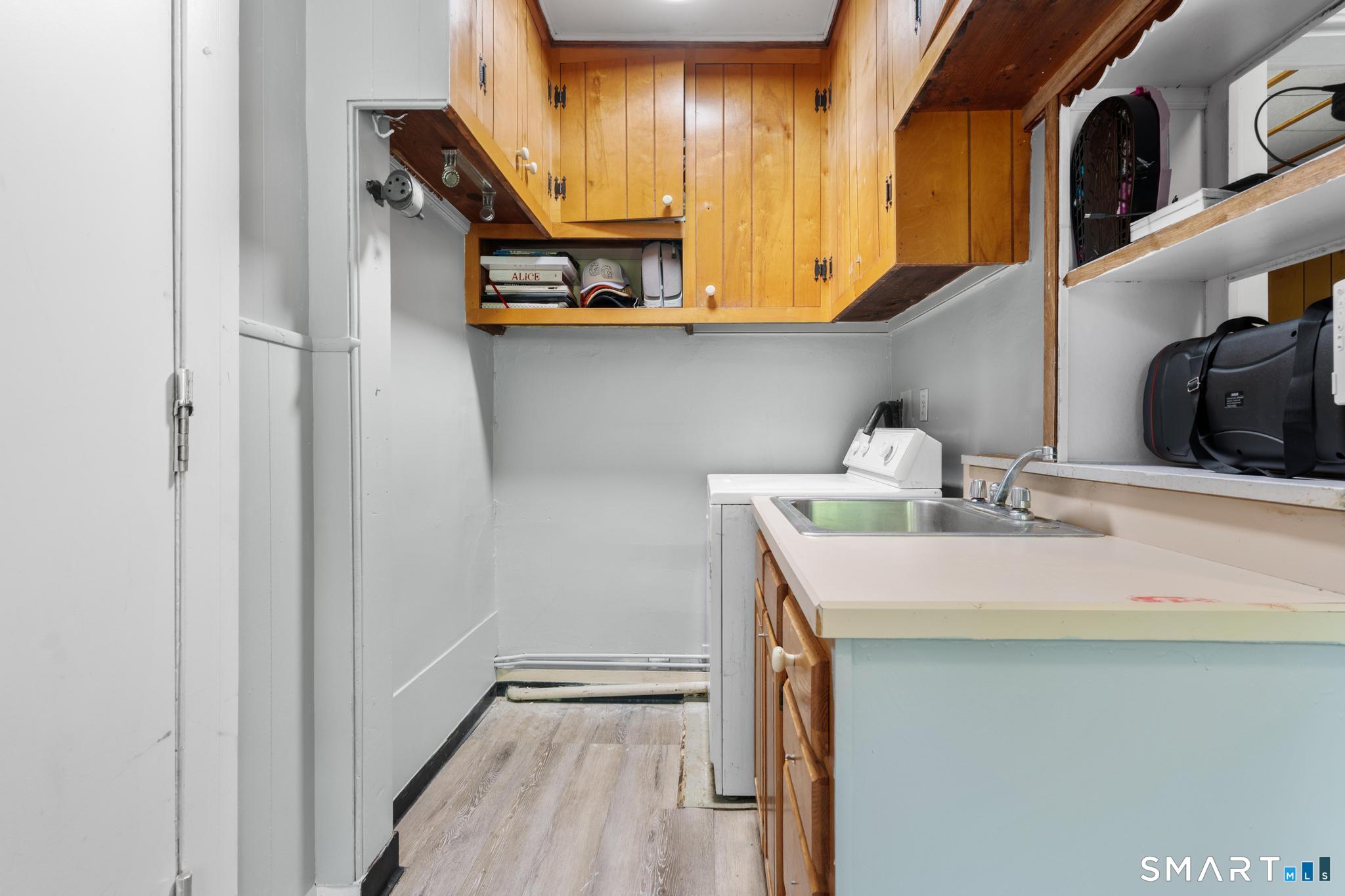 10 Addison Street Property Photo 20