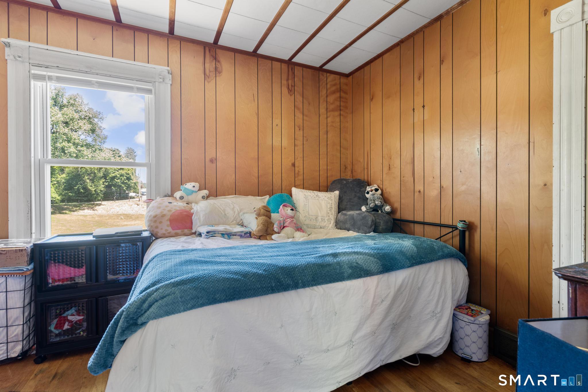 10 Addison Street Property Photo 23