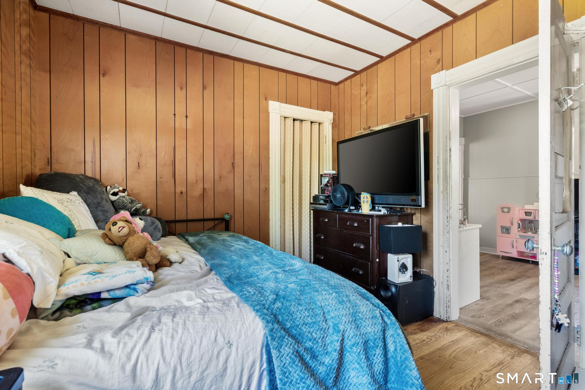 10 Addison Street Property Photo 24