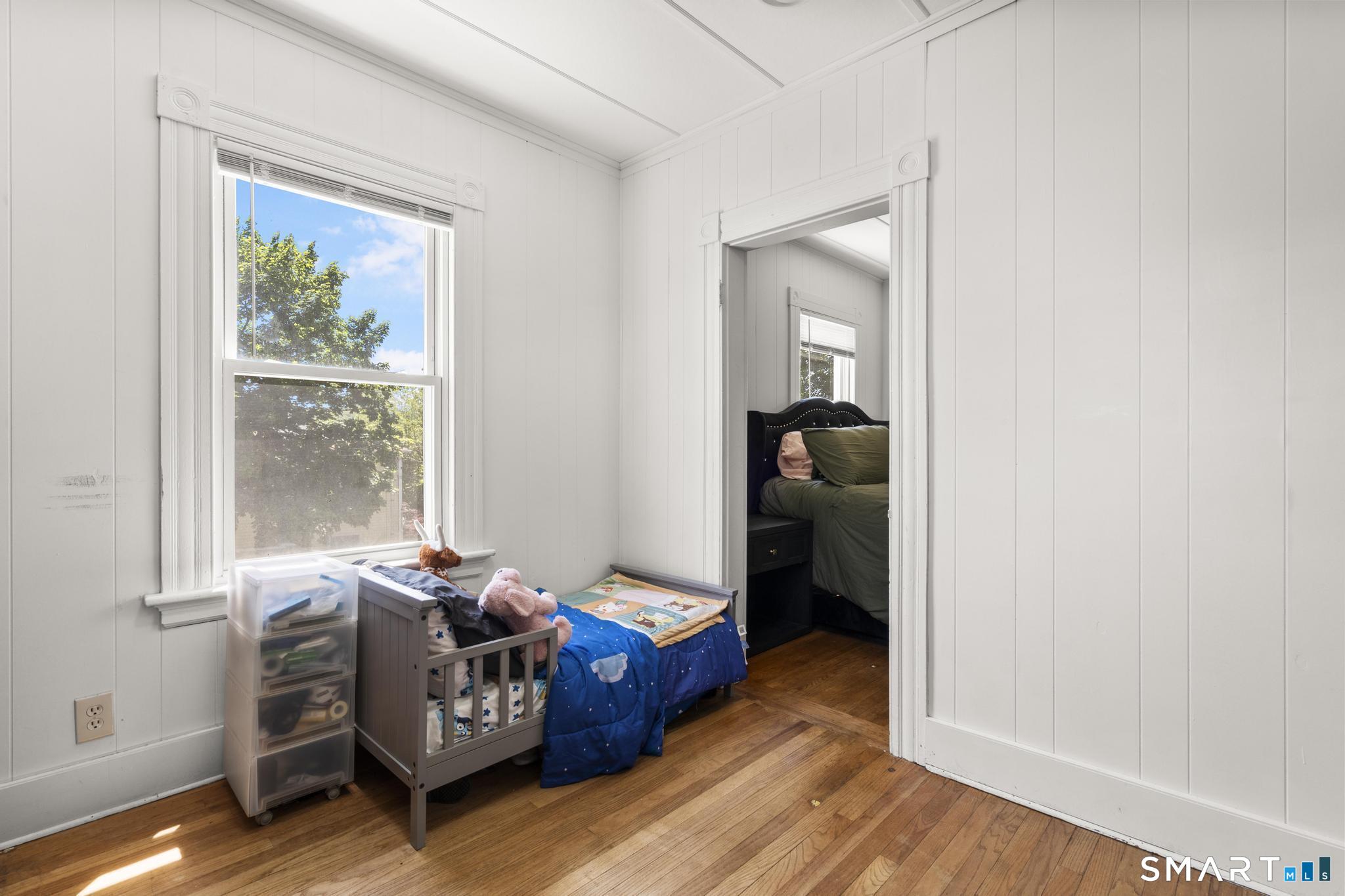 10 Addison Street Property Photo 28