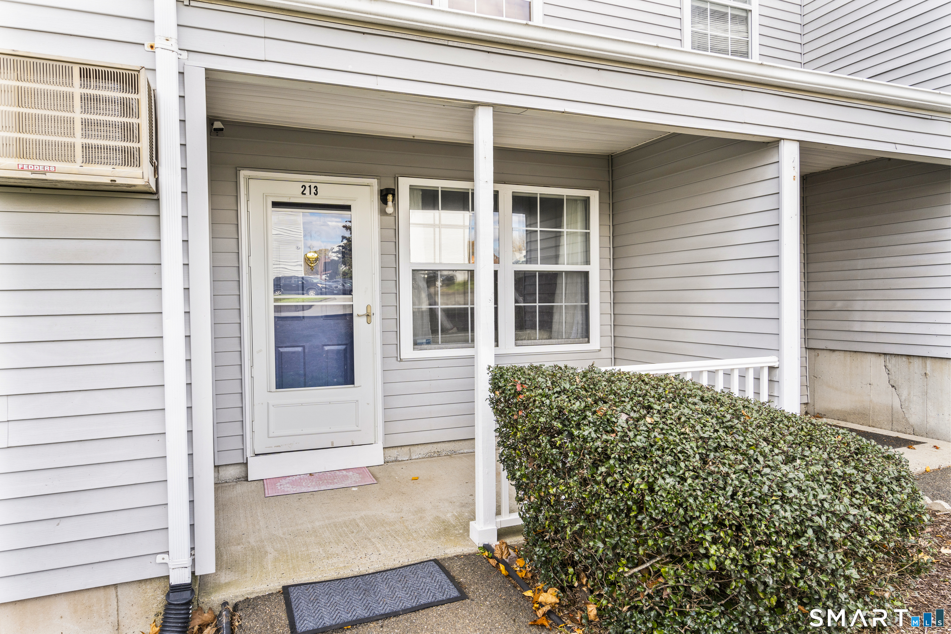 89 Coleman 213 Street Property Photo 1