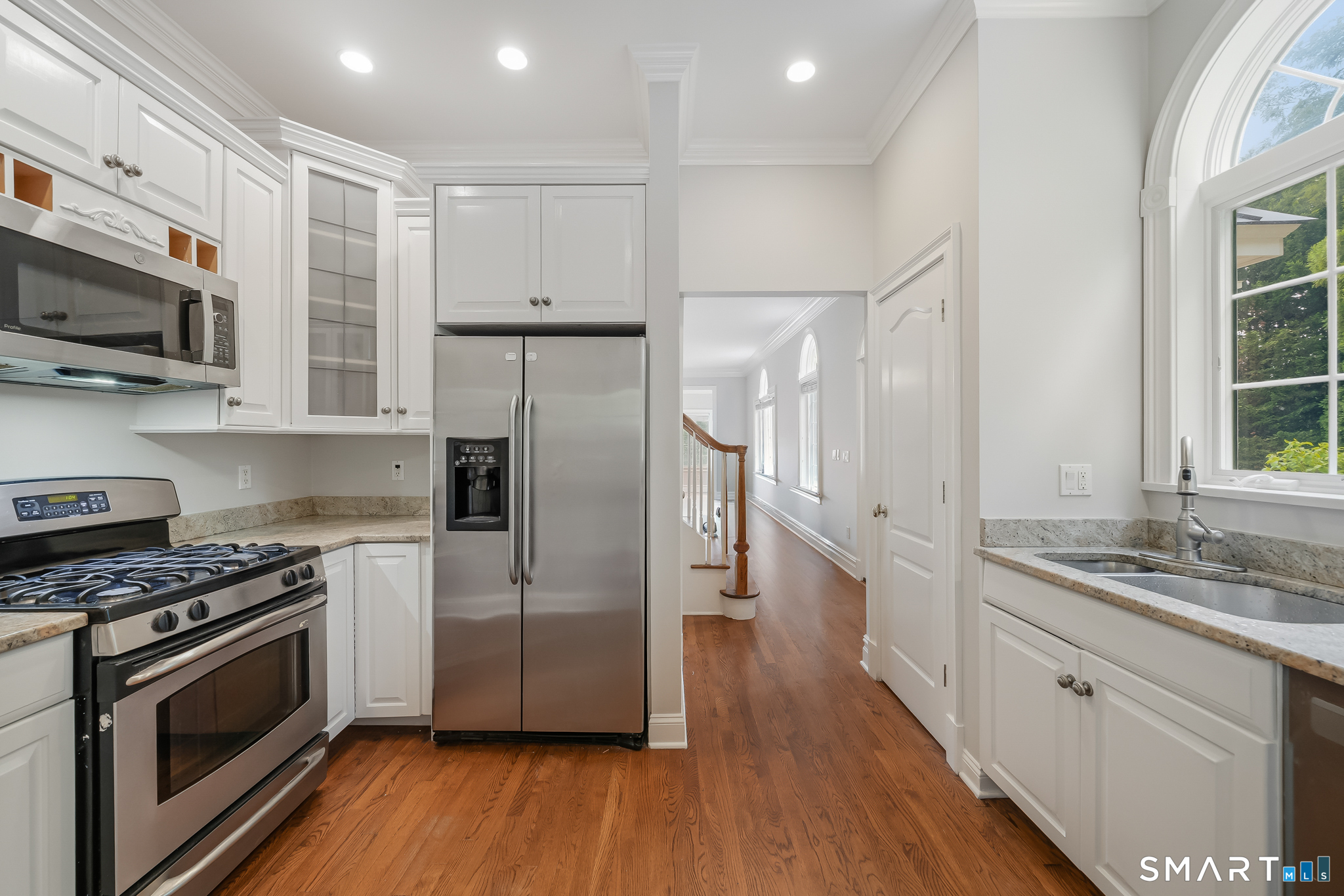 80 Putnam East Avenue Property Photo 10