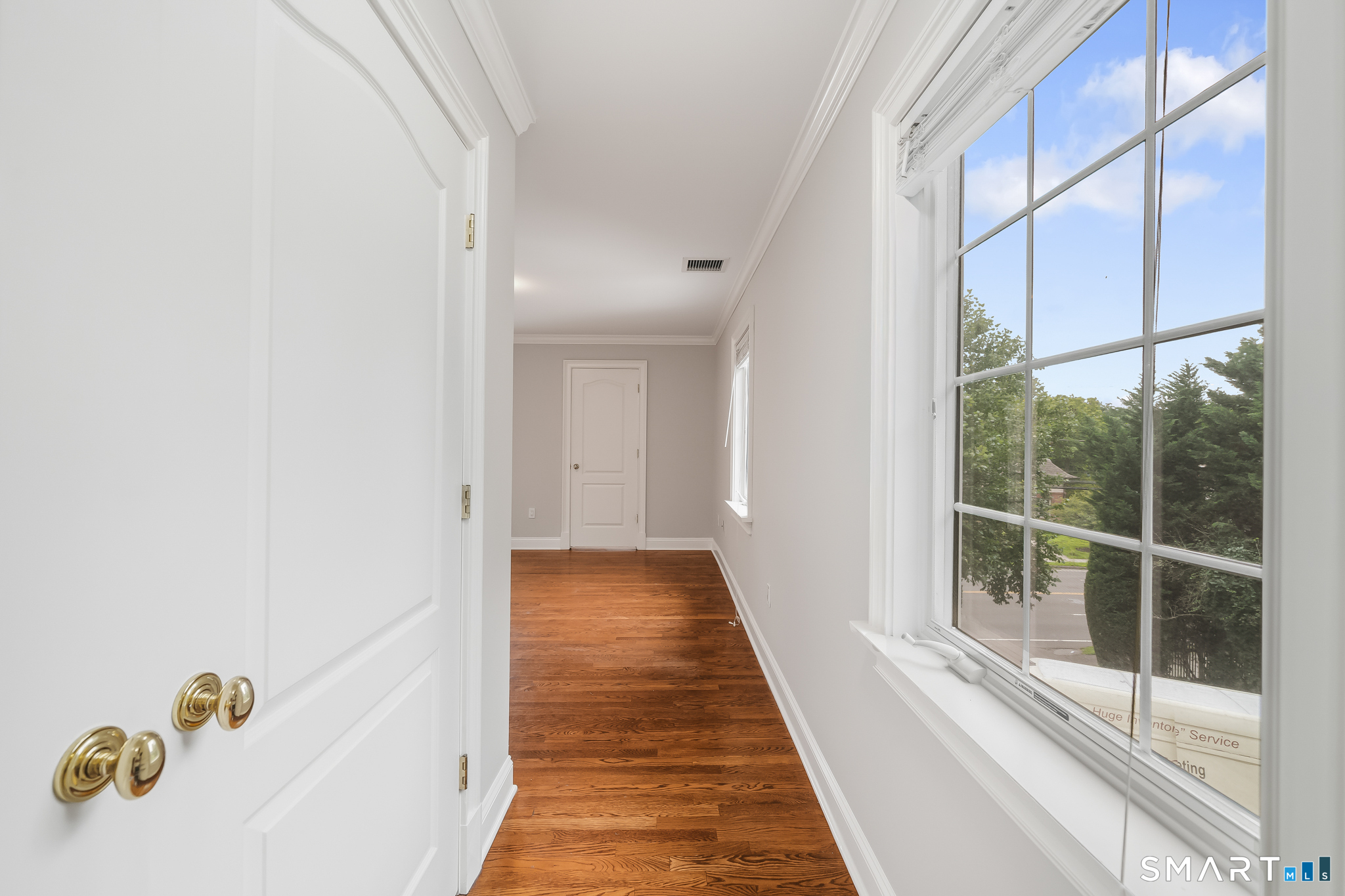 80 Putnam East Avenue Property Photo 16