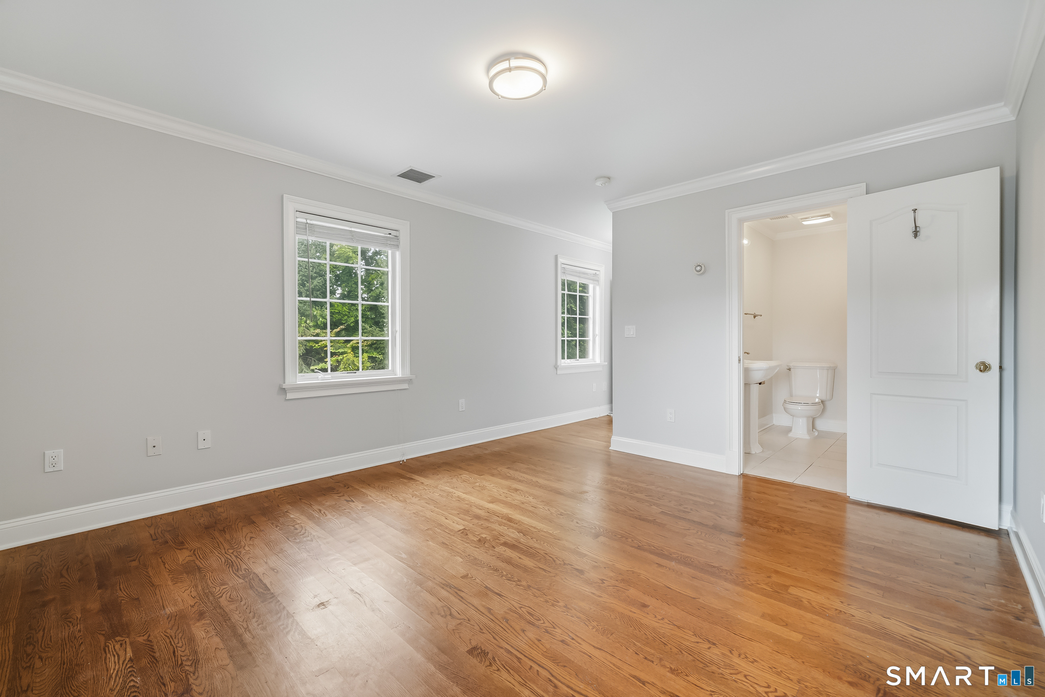 80 Putnam East Avenue Property Photo 18