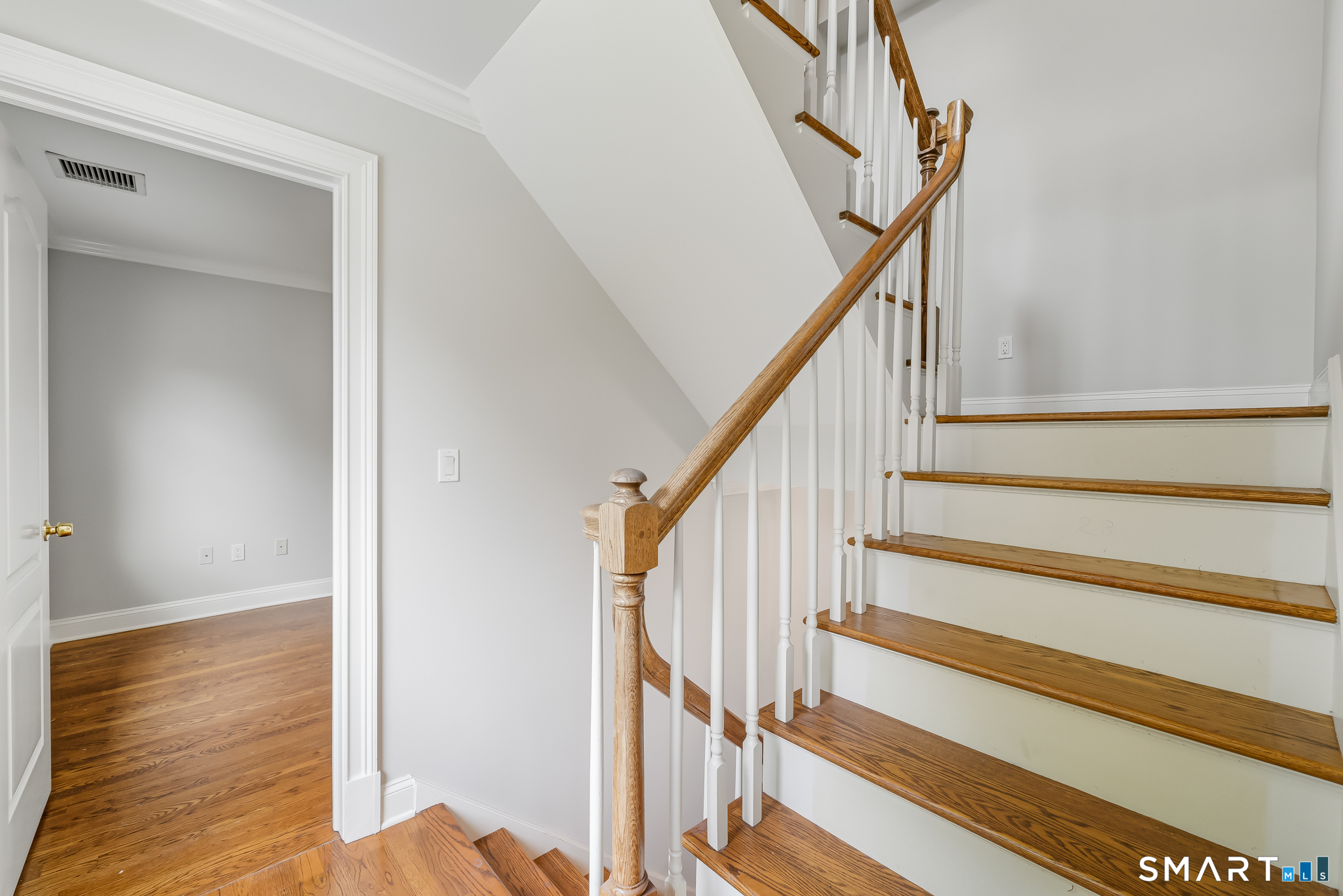 80 Putnam East Avenue Property Photo 22