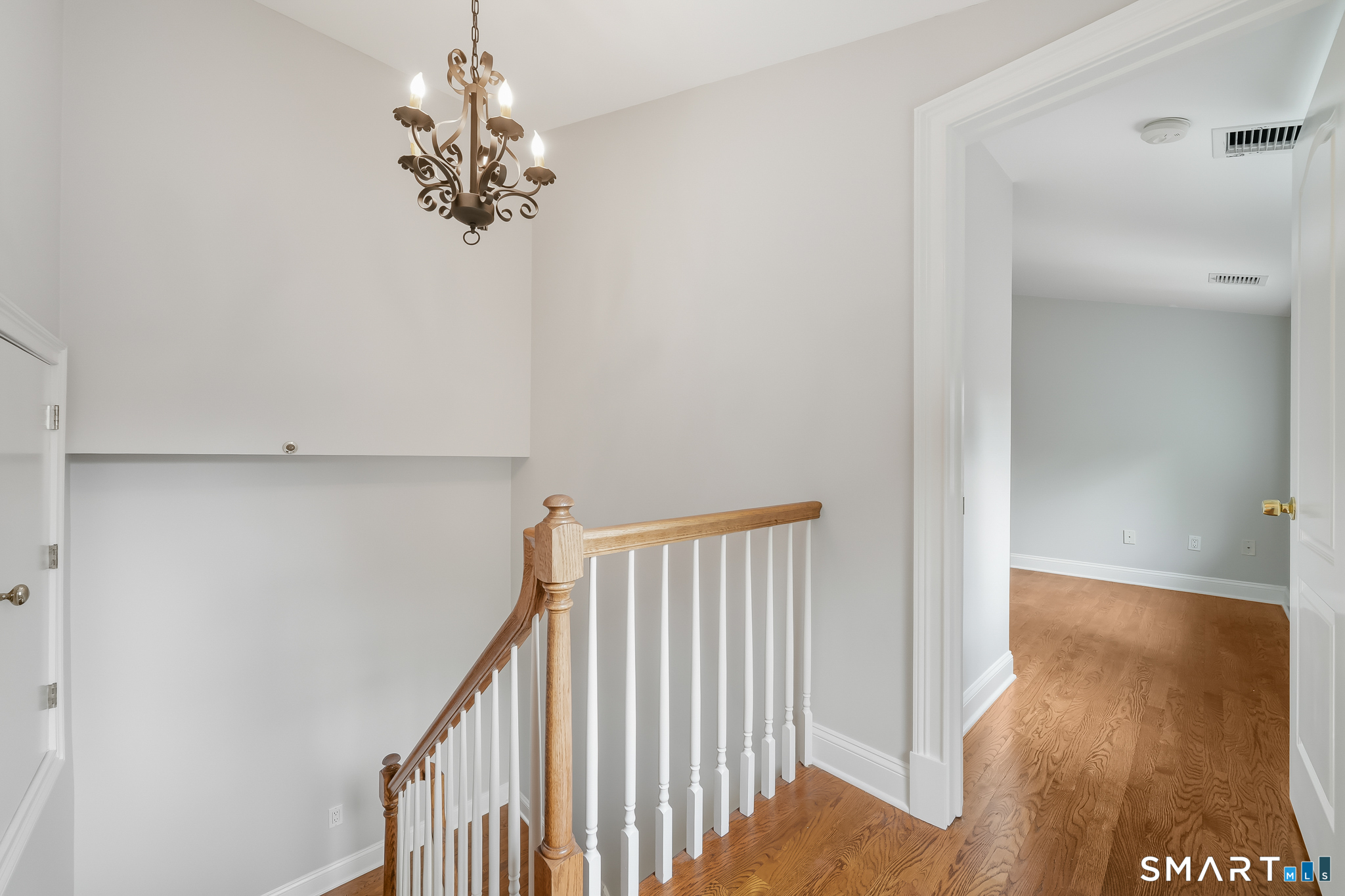 80 Putnam East Avenue Property Photo 25