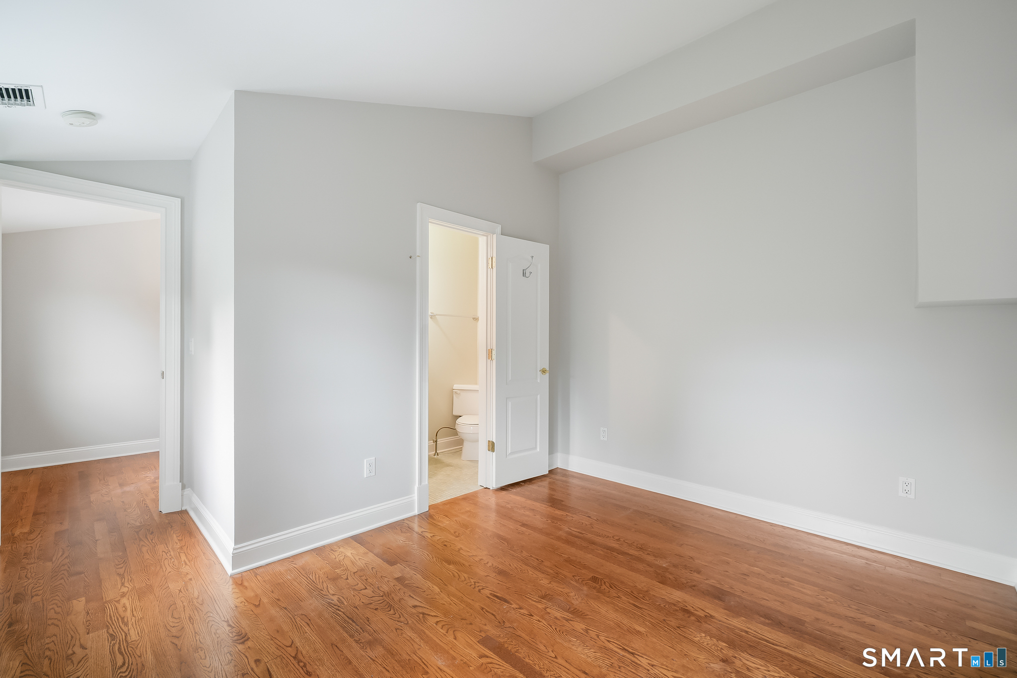 80 Putnam East Avenue Property Photo 26