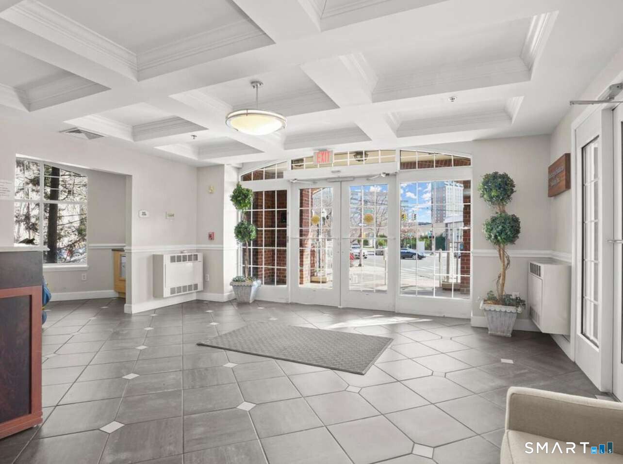 35 Broad West 325 Street Property Photo 8