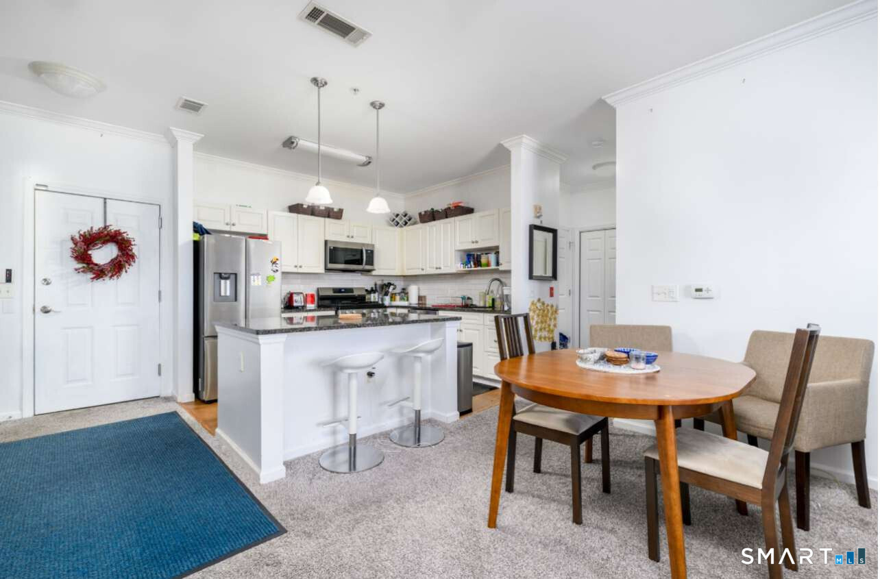 35 Broad West 325 Street Property Photo 11
