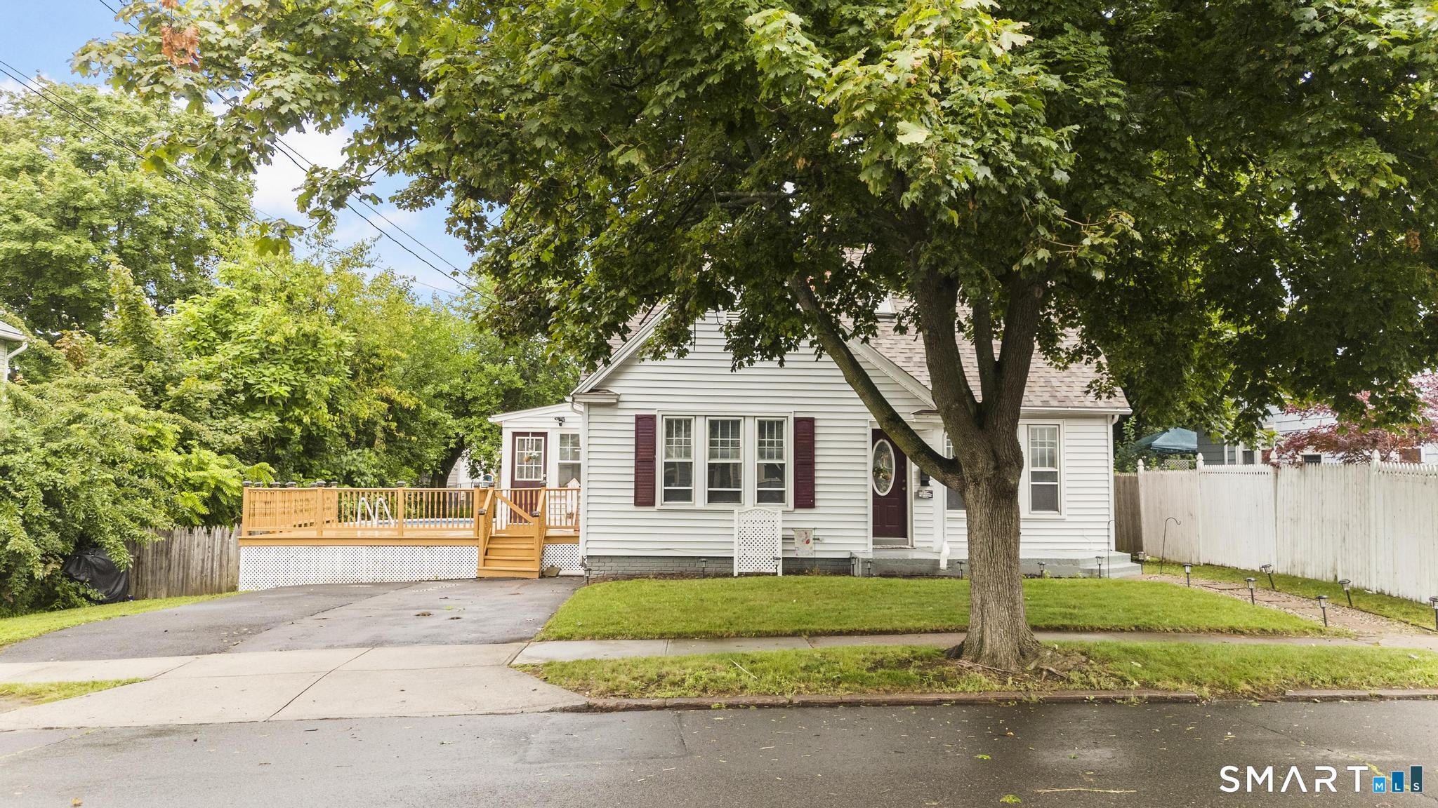 99 Fourth Street Property Photo 1