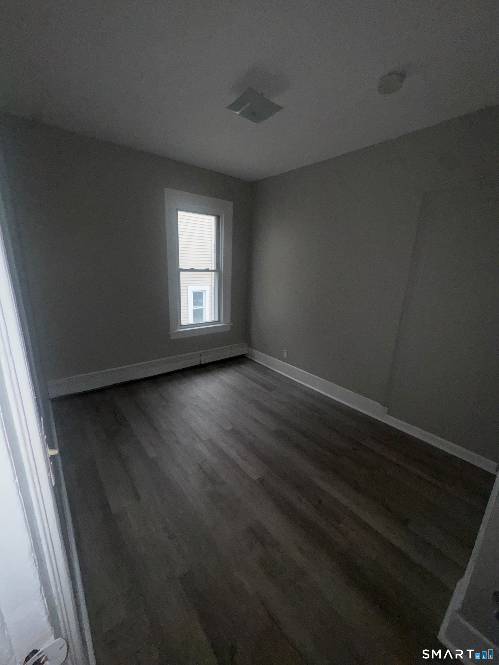 1092 Main East 1st Street Property Photo 2