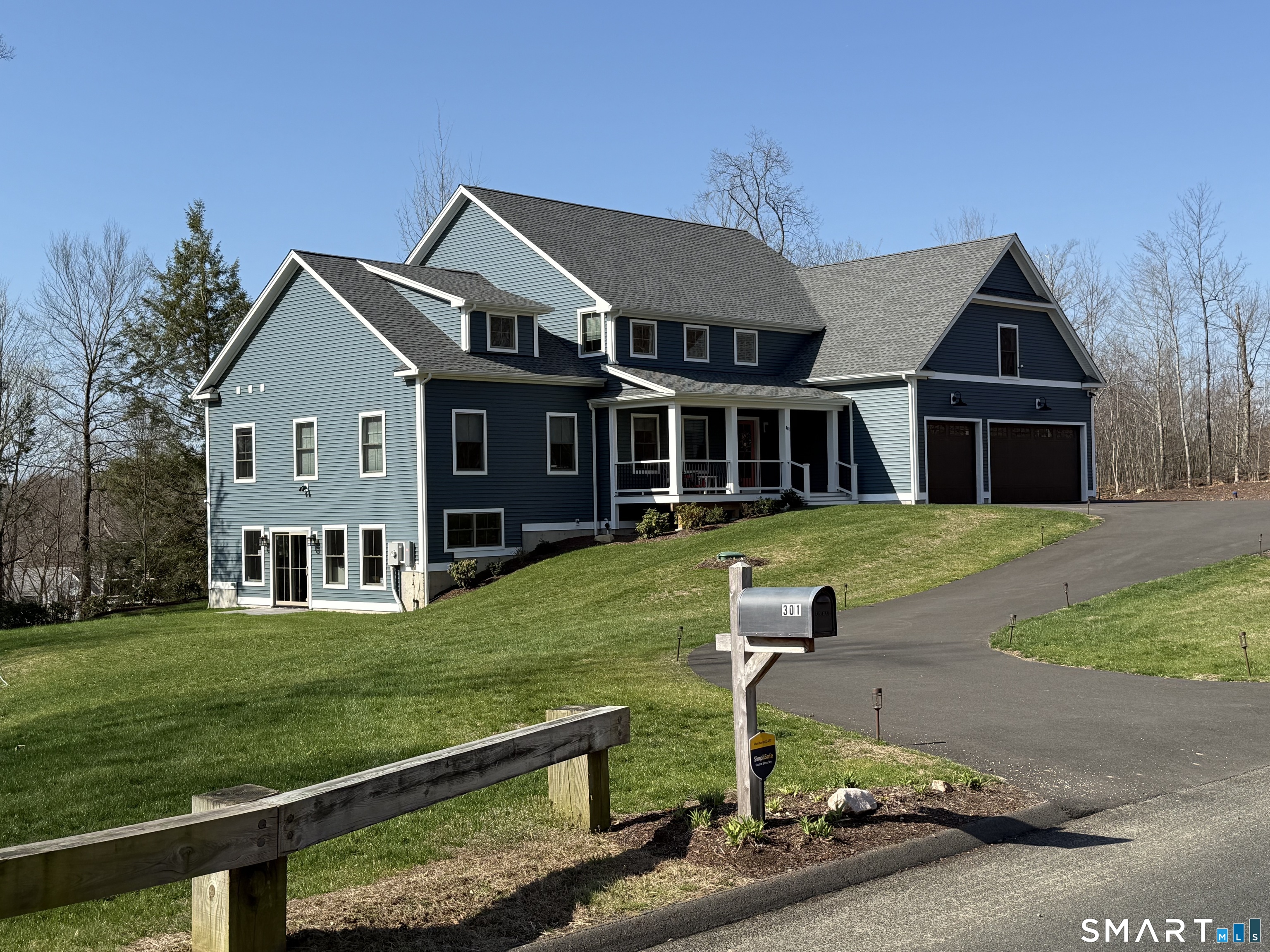 185 Old Woodbury Road Property Photo 12