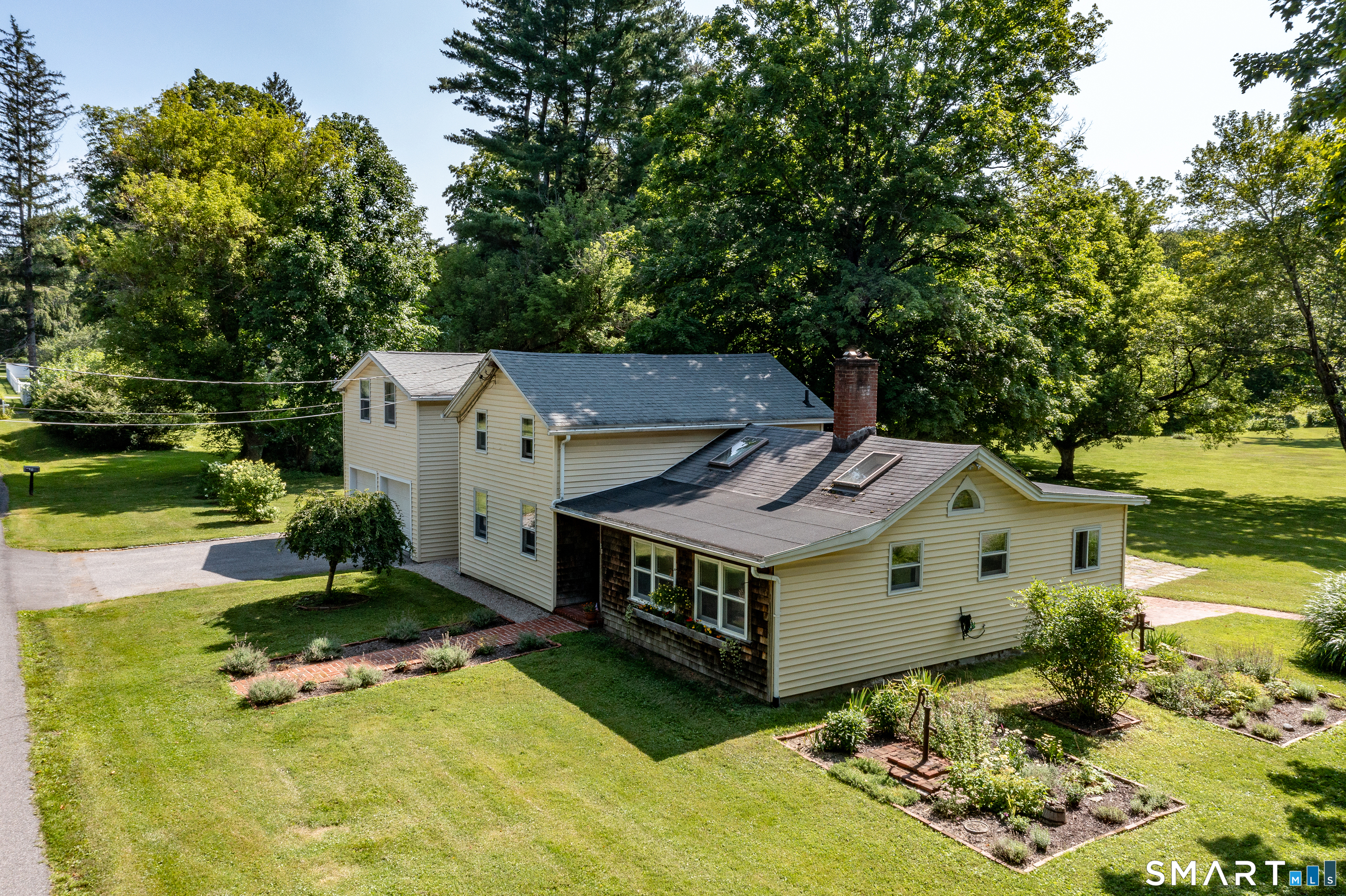 88 Sharon Valley Road Property Photo 1