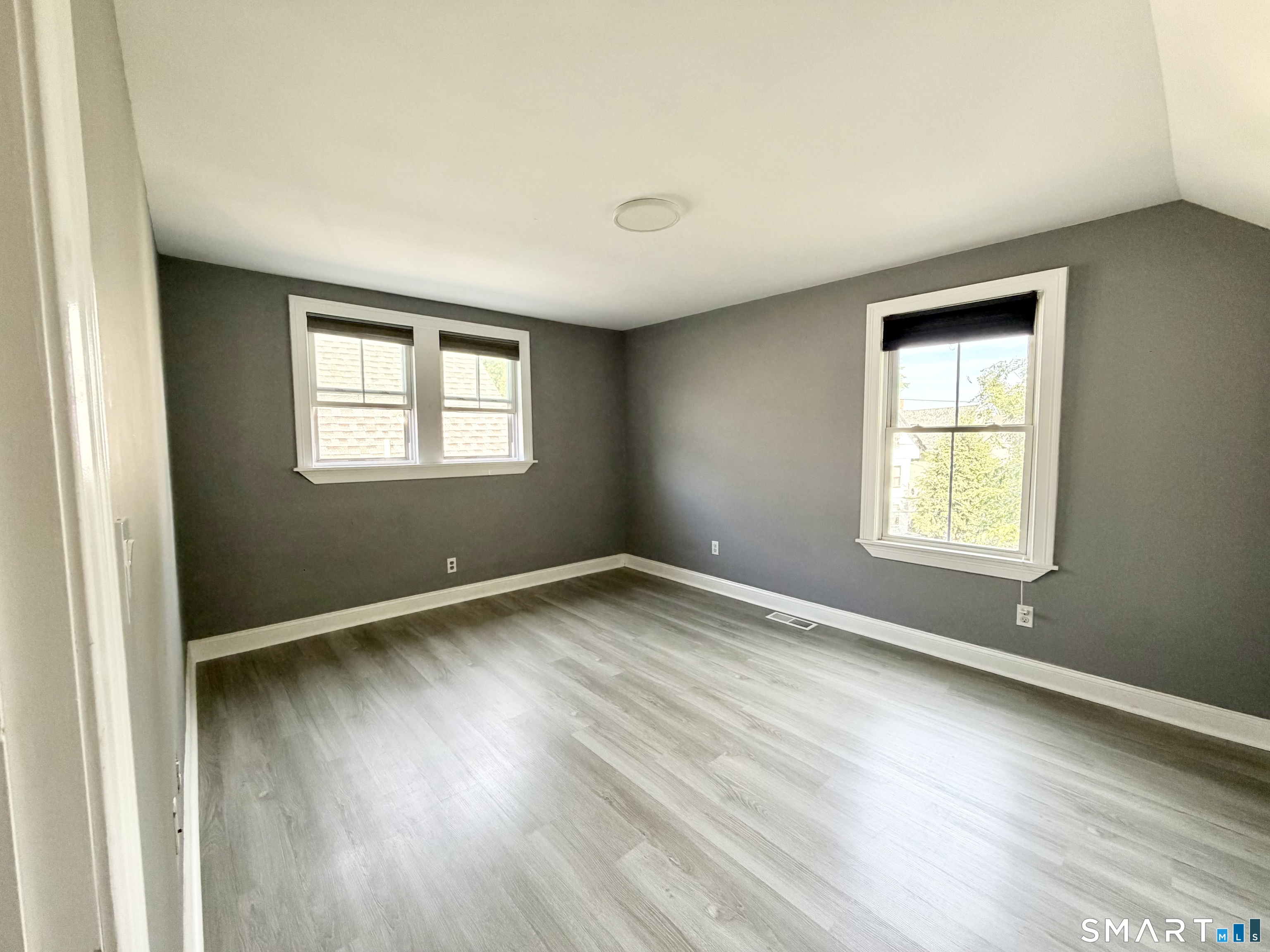 46 Frank 2nd Floor Street Property Photo 16