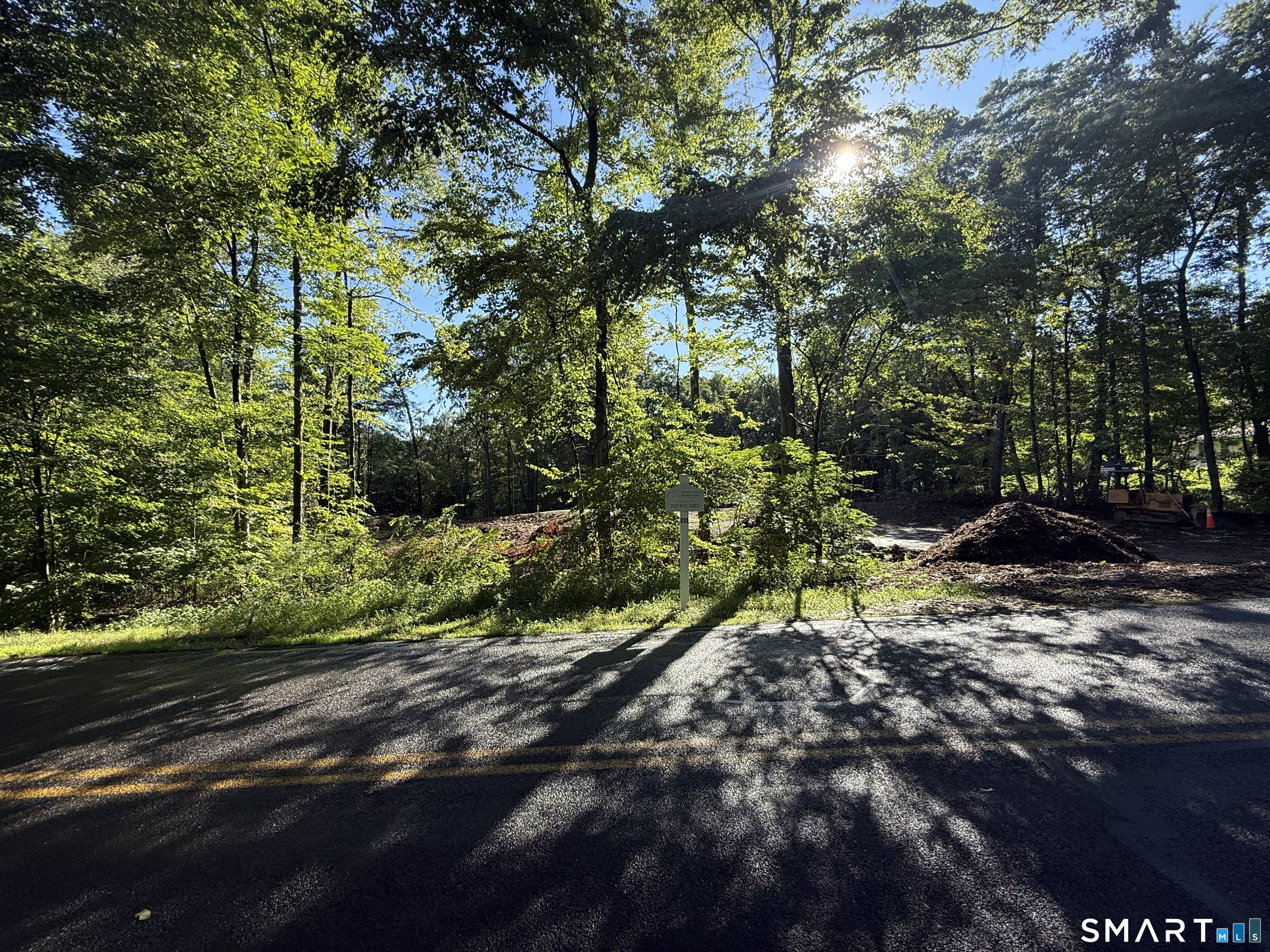 215 Old Woodbury Road Property Photo 5
