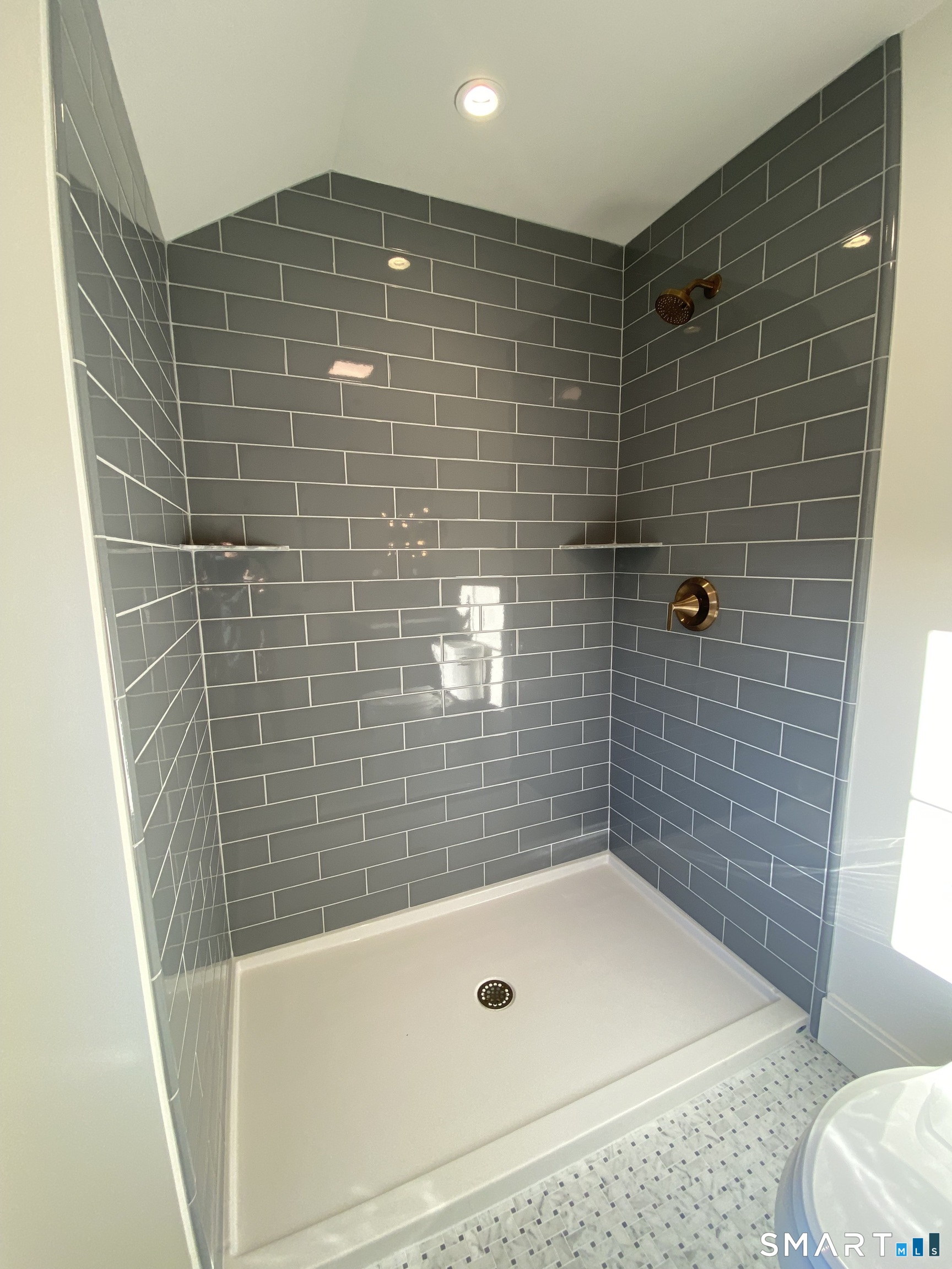 215 Old Woodbury Road Property Photo 34