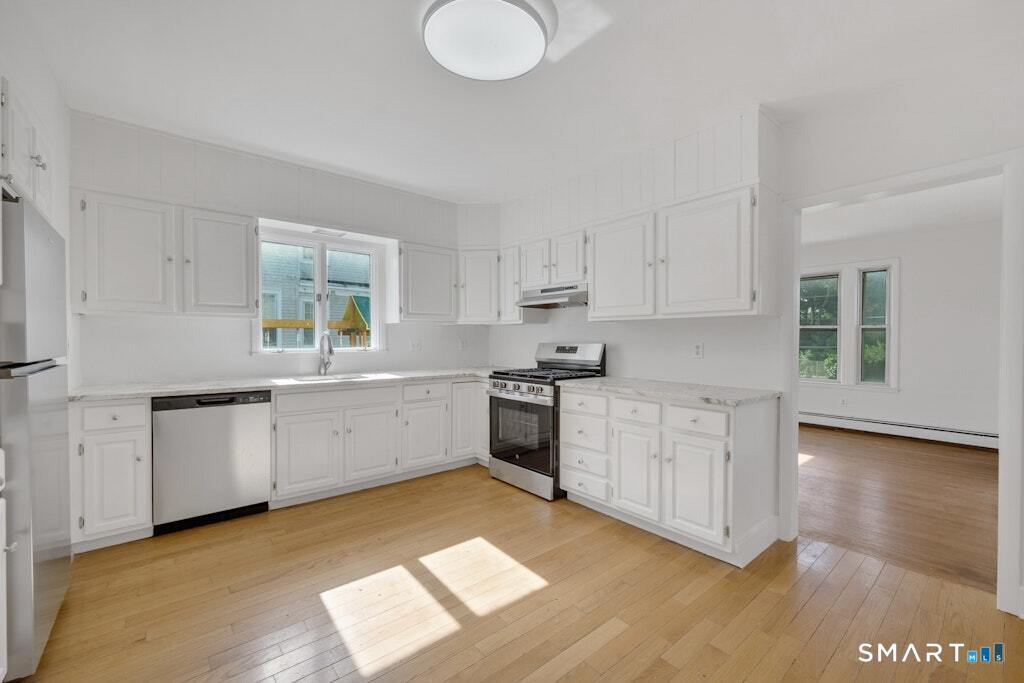 2743 Boston Post Road Property Photo 7