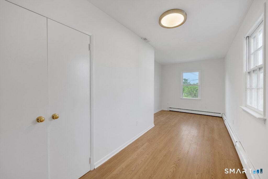2743 Boston Post Road Property Photo 13