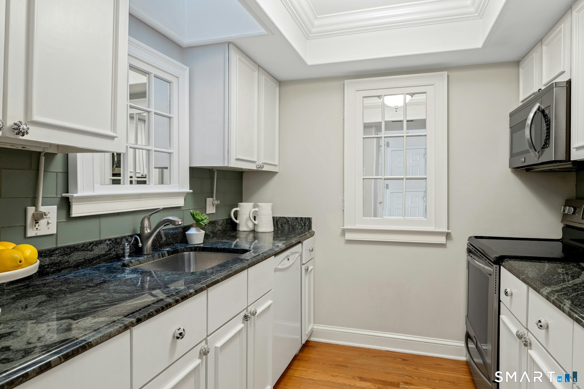 8 Glen 8 Ridge Property Photo 6