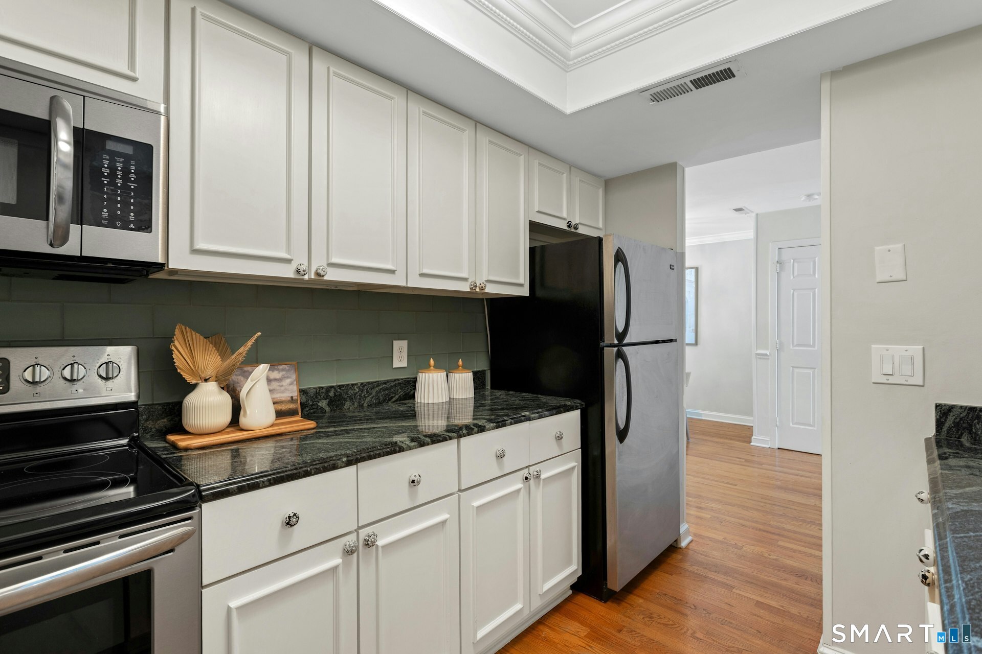 8 Glen 8 Ridge Property Photo 8