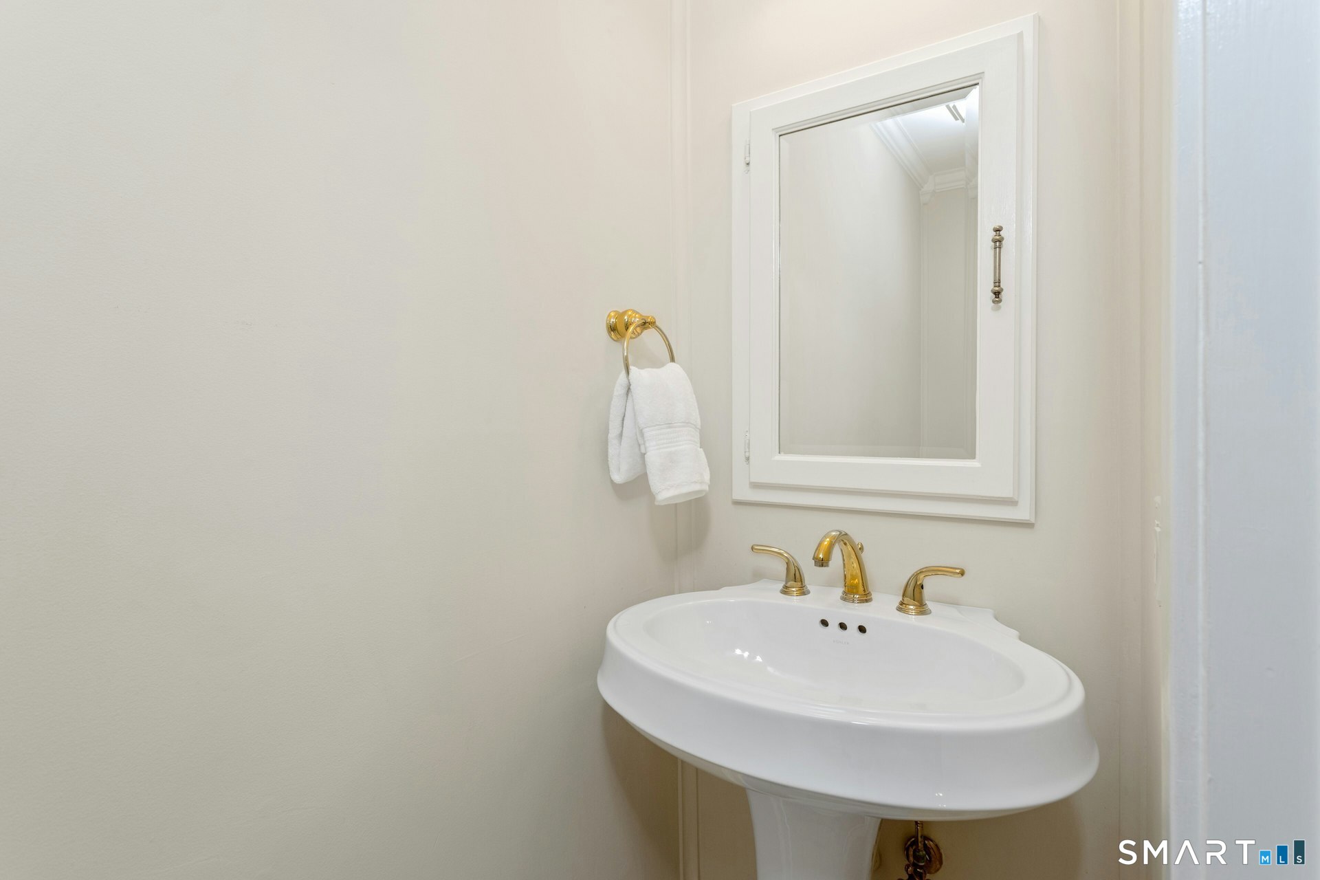8 Glen 8 Ridge Property Photo 17