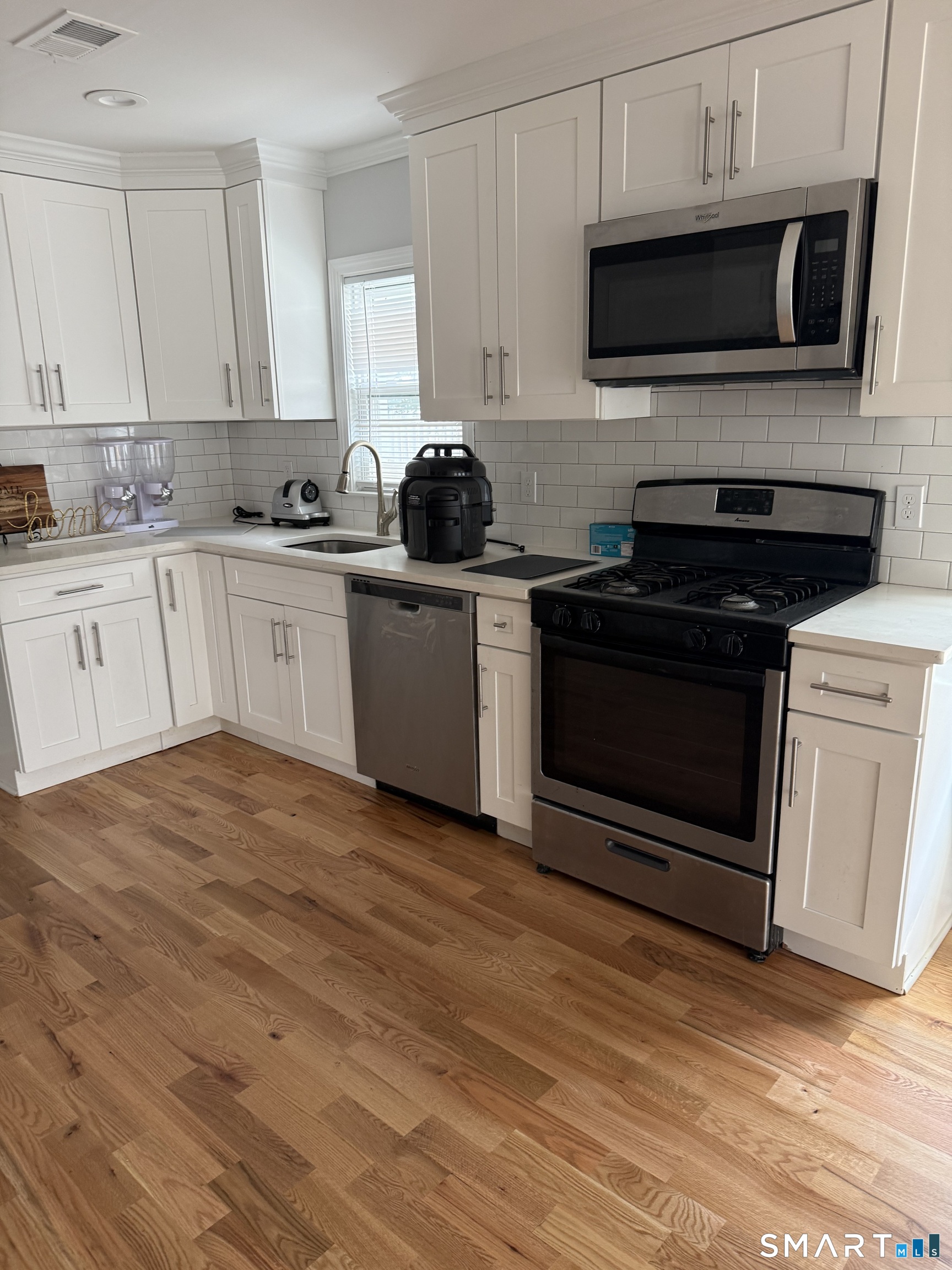 94 Cleveland 1 Avenue Property Photo 5