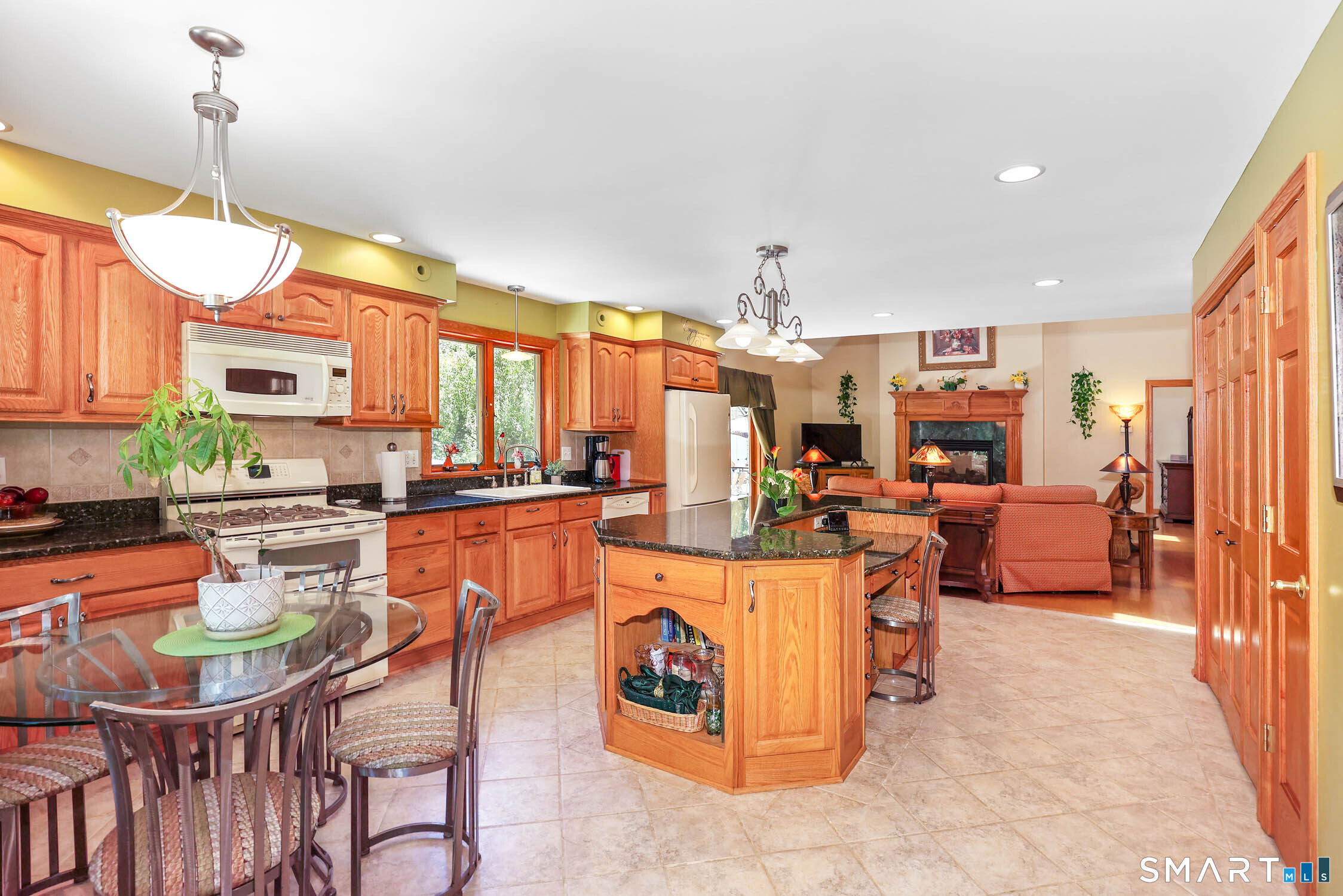 20 Loyola Road Property Photo 19