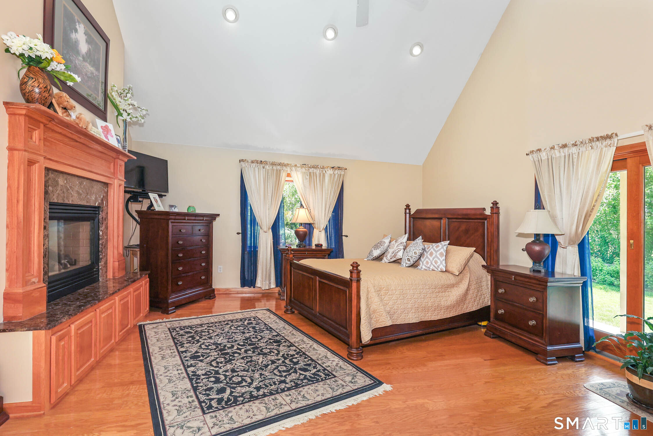20 Loyola Road Property Photo 33