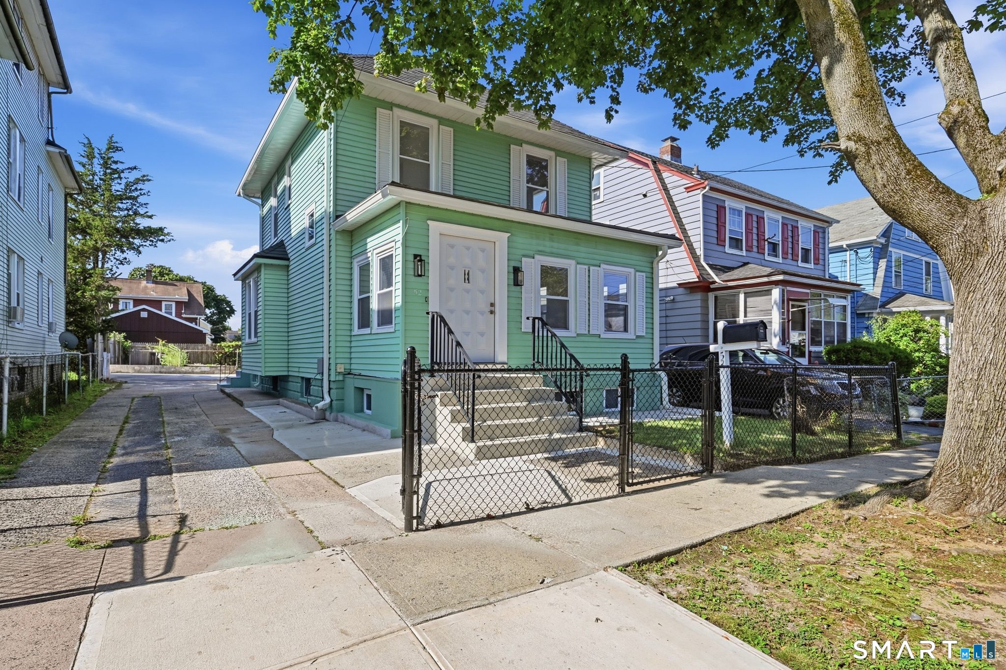 52 Fourth Street Property Photo 2