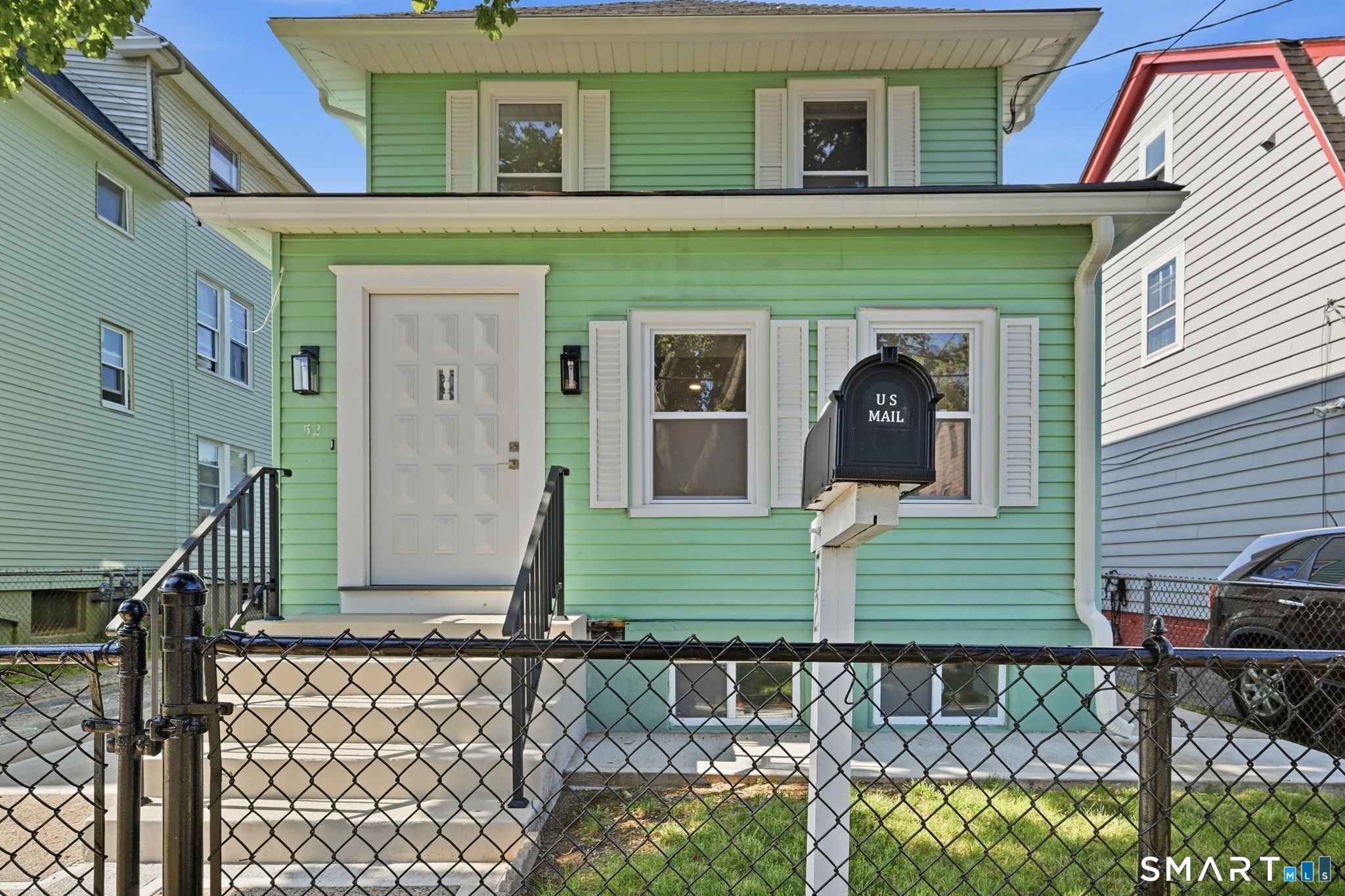 52 Fourth Street Property Photo 3